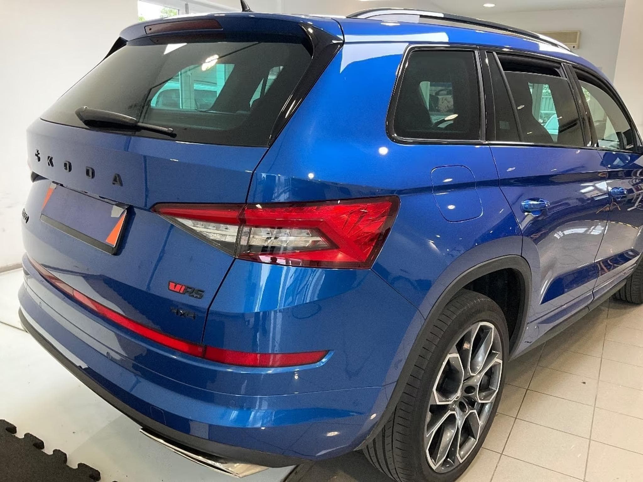 Skoda Kodiaq RS 4x4 2.0 Bi-TDI KAMERA DESSY CANON NAVI (2020) - Photo 2