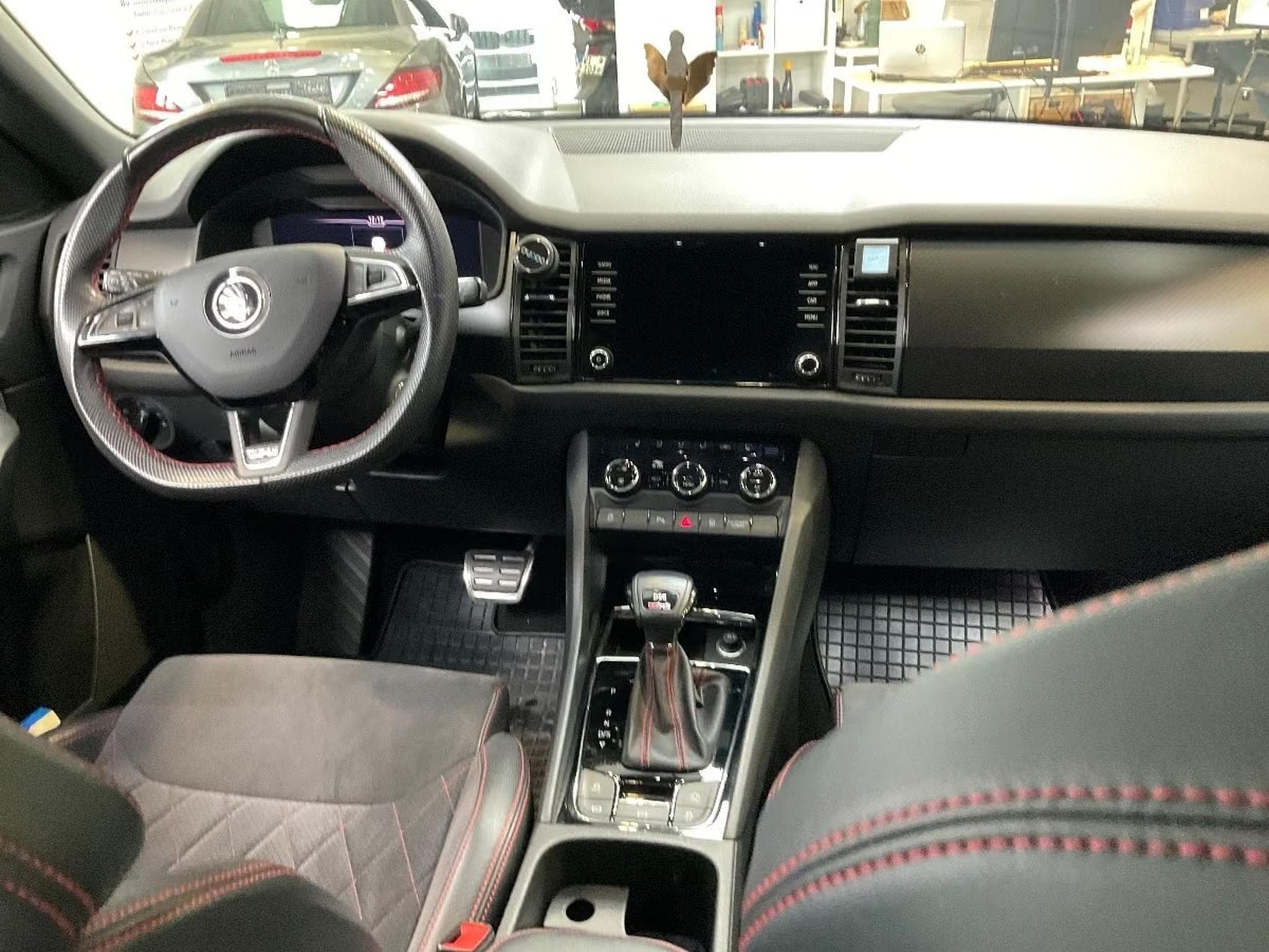 Skoda Kodiaq RS 4x4 2.0 Bi-TDI KAMERA DESSY CANON NAVI (2020) - Photo 3