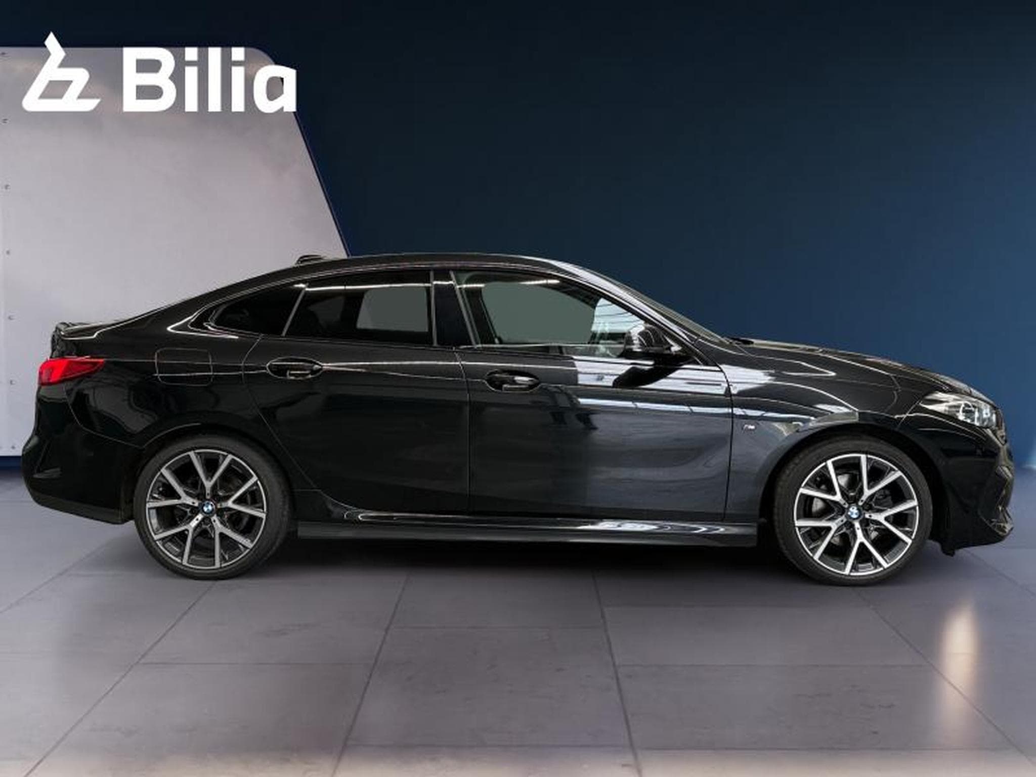 BMW 218 218d Gran Coupé Kit M Sport (2022) - Photo 4