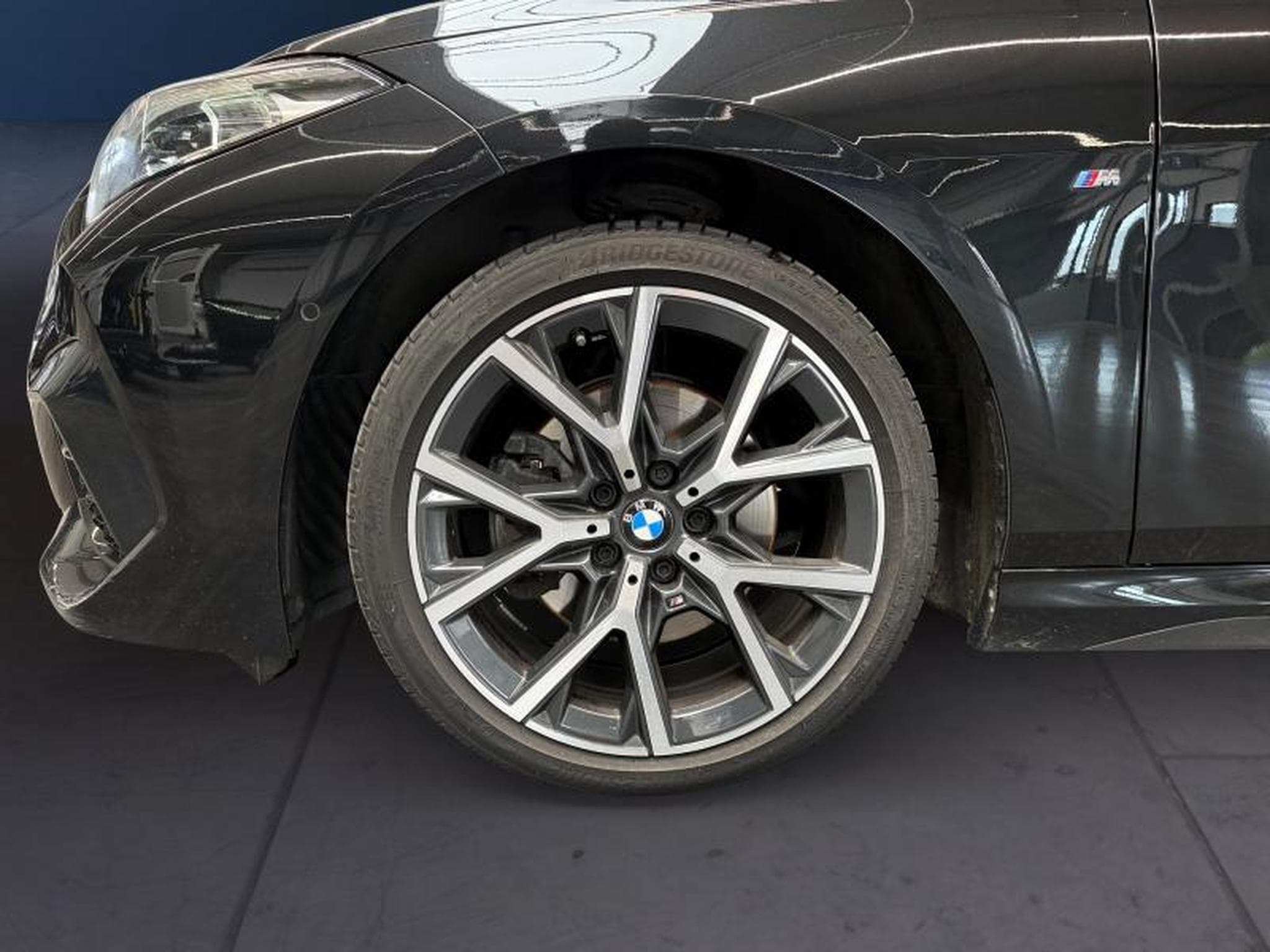BMW 218 218d Gran Coupé Kit M Sport (2022) - Photo 10