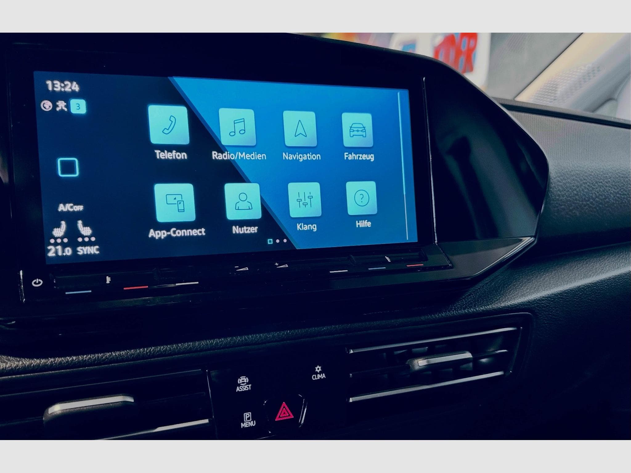 VW Caddy CADDY STYLE TSI (2022) - Photo 11