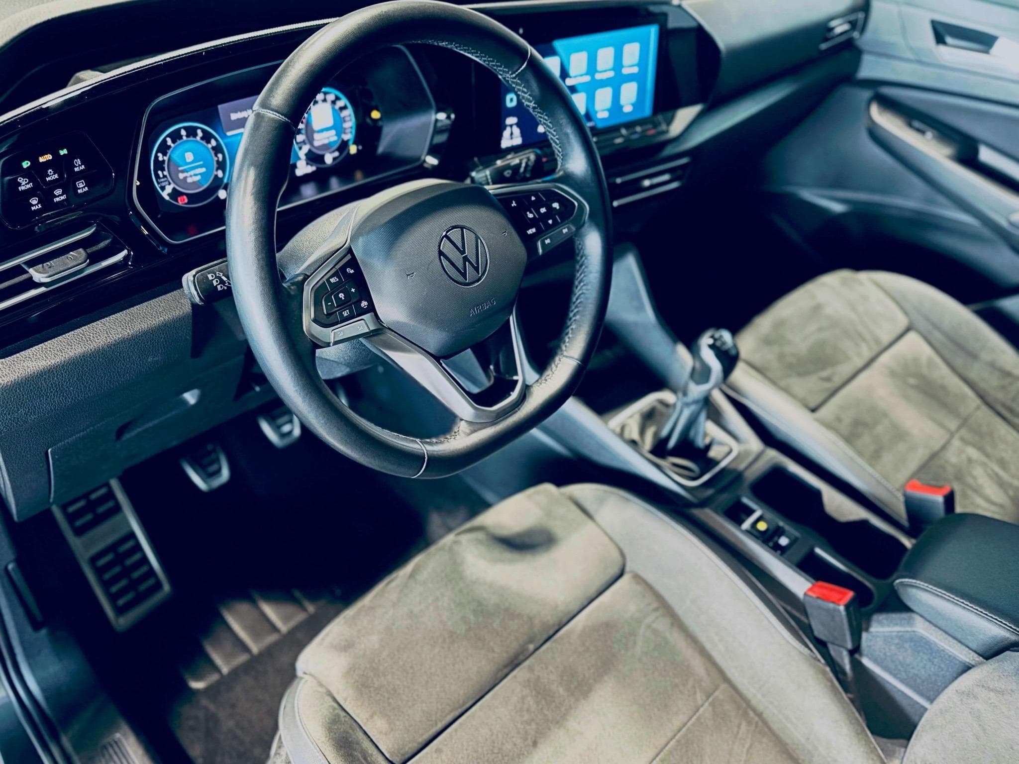 VW Caddy CADDY STYLE TSI (2022) - Photo 8