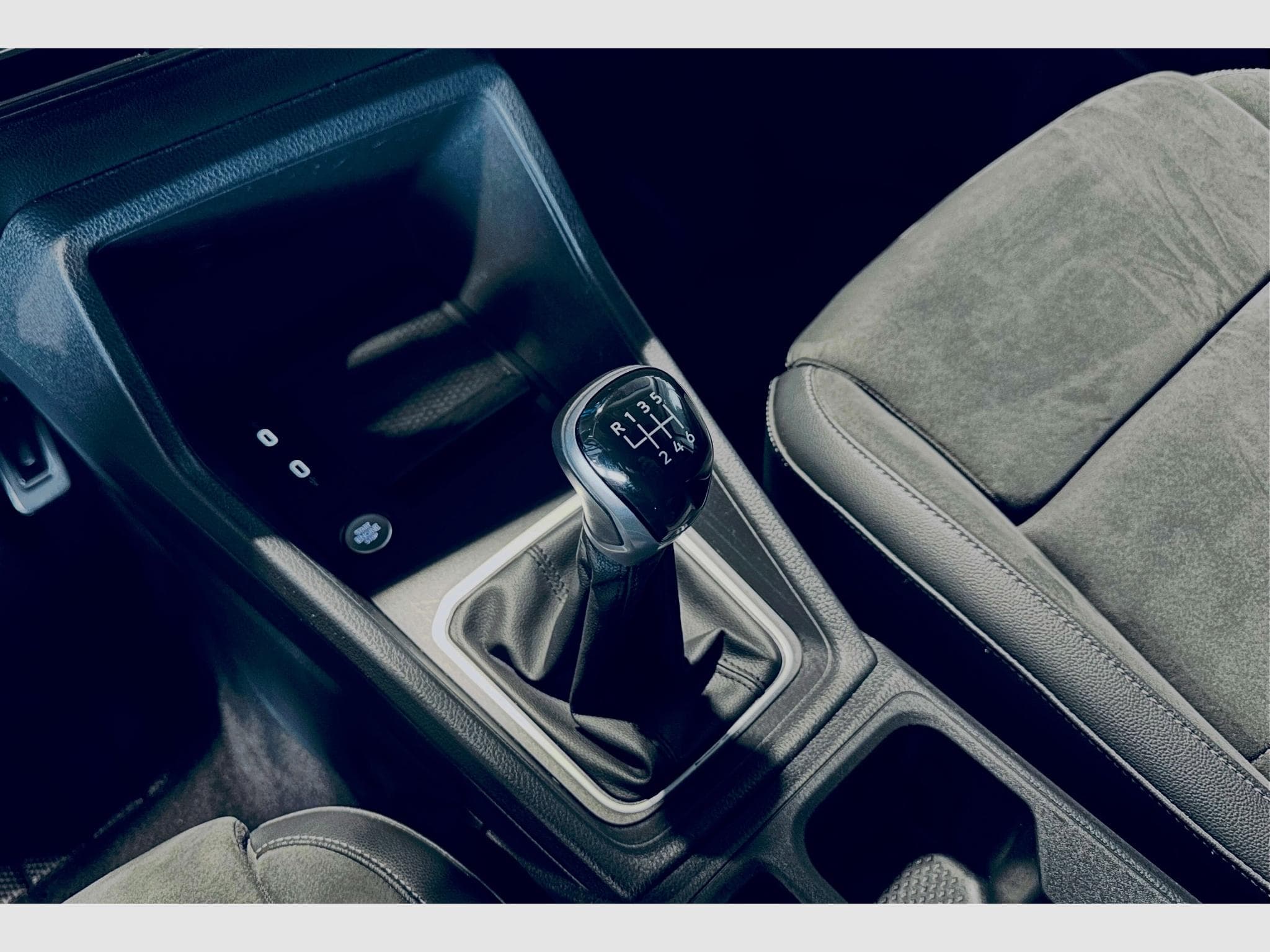 VW Caddy CADDY STYLE TSI (2022) - Photo 9