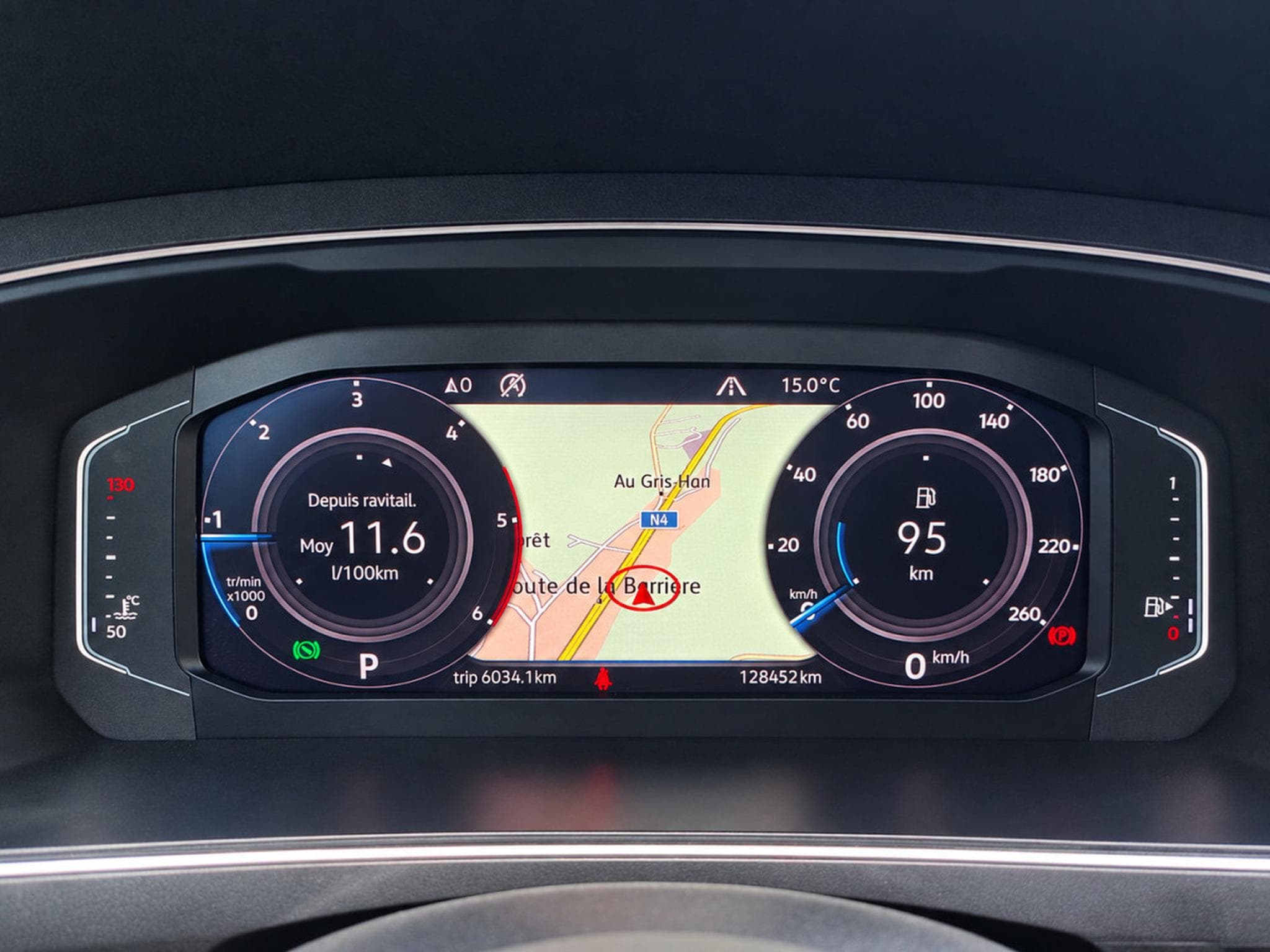 VW Tiguan R-Line 2.0 TDI DSG 7 PLACES CARPLAY SIEGE CHAUFFANTS BLUETHO (2019) - Photo 19