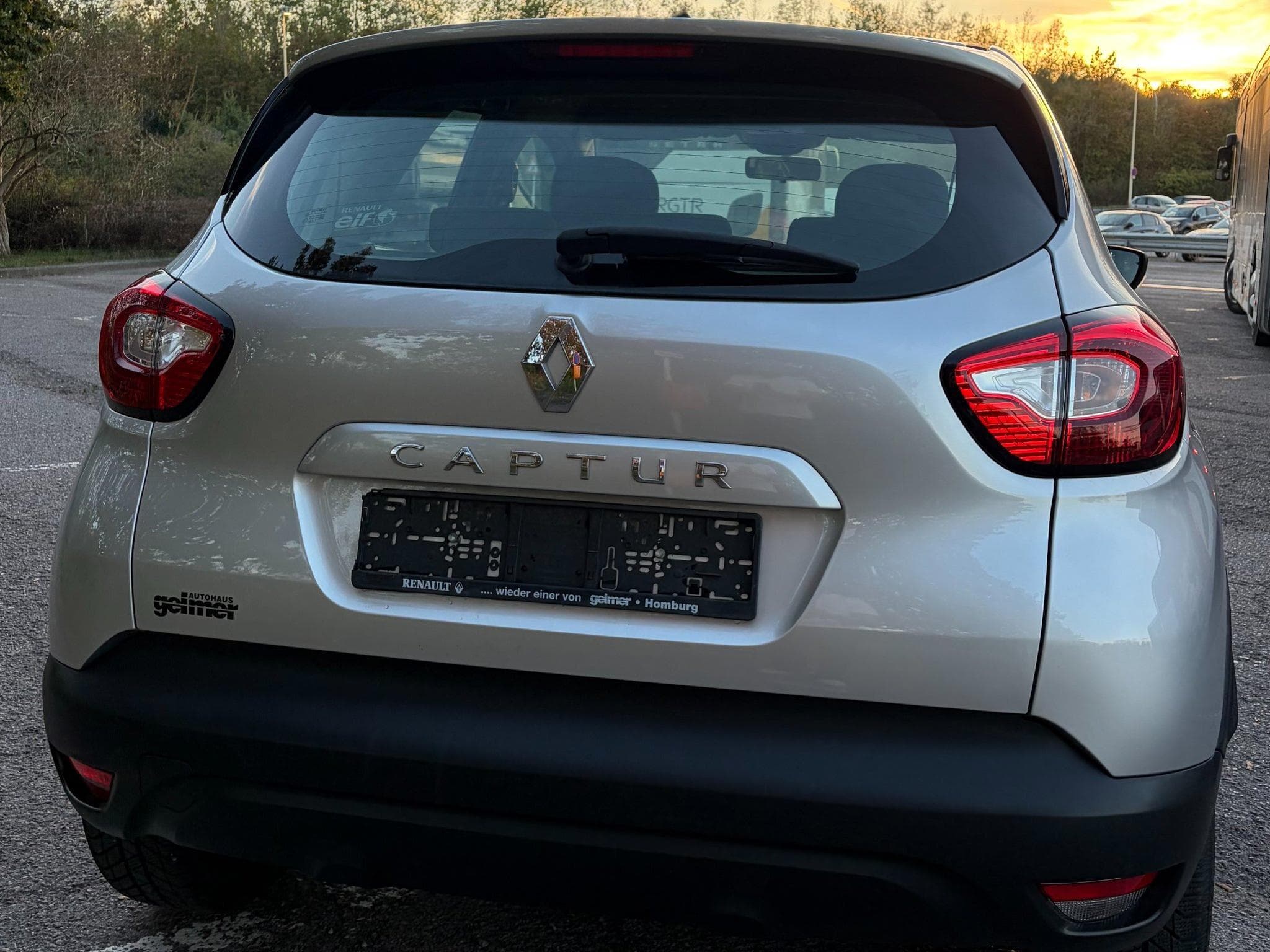Renault Captur RENAULT CAPTUR II  0.9 Energy Life (2017) - Photo 6
