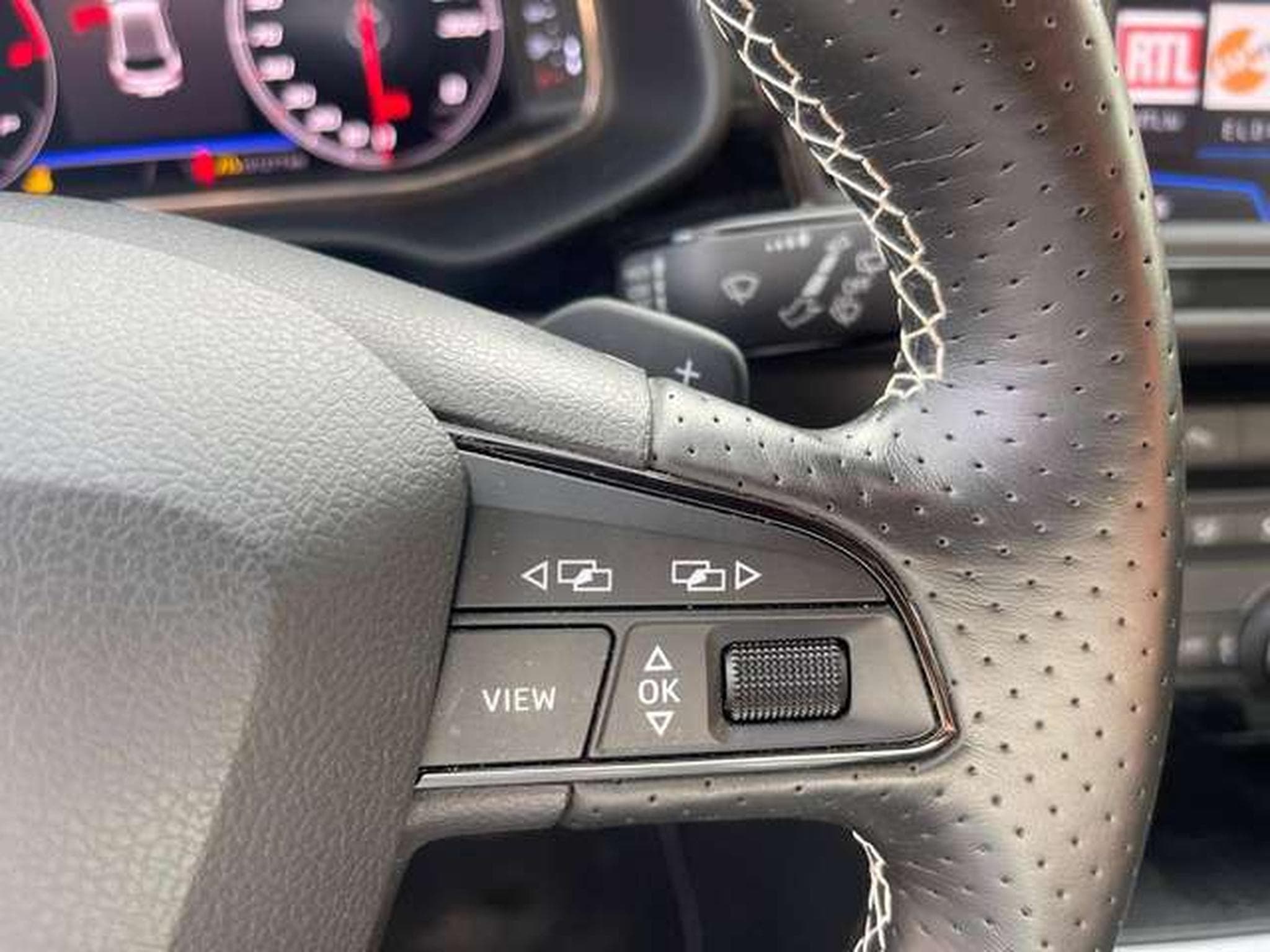 SEAT Leon Leon 2.0 TSI OPF DSG Cupra-JUSQU'A 36MOIS DE GARANTIE (2019) - Foto 11