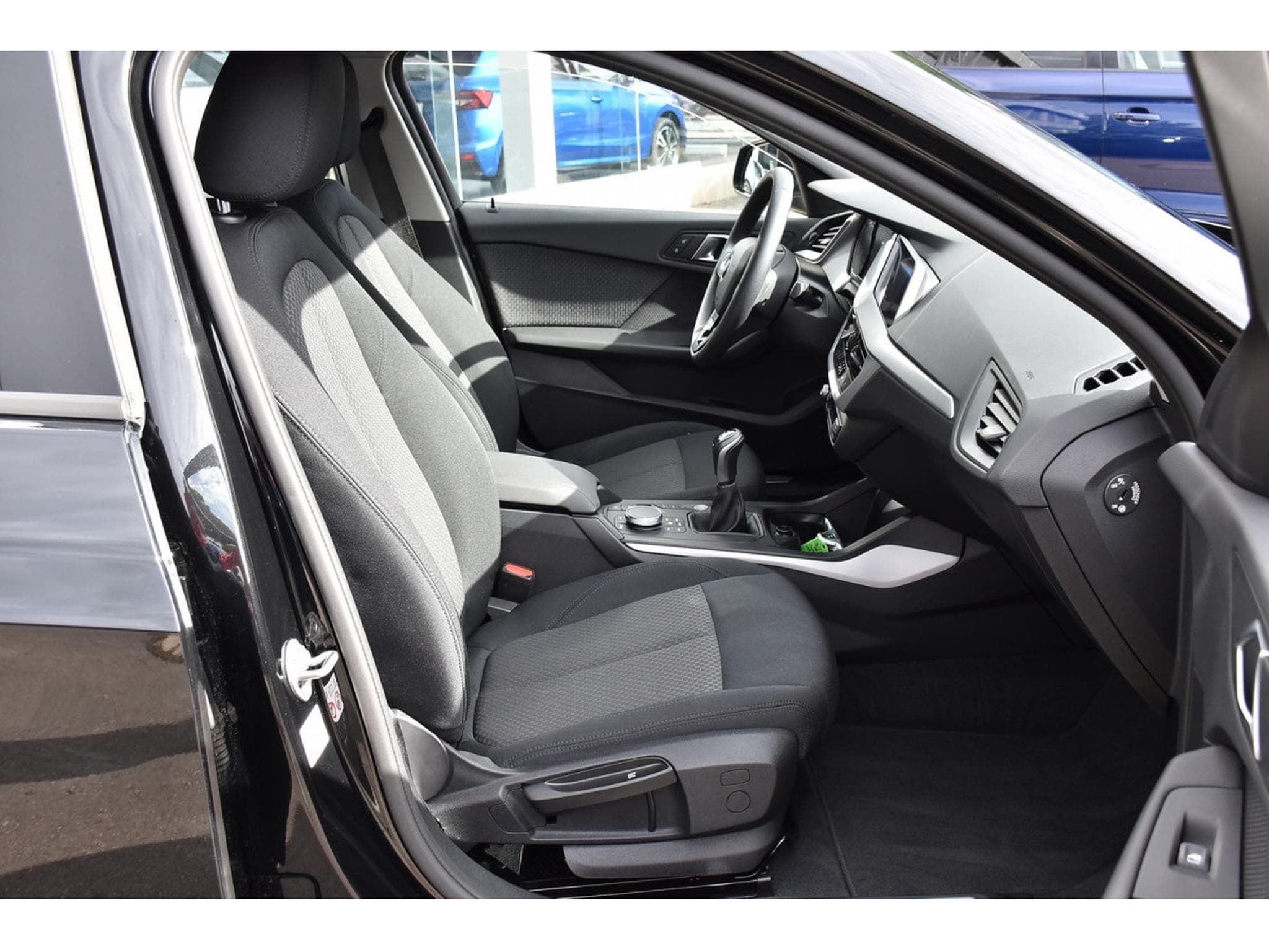 BMW 116 i CLIMA REGUL GPS PDC LED 1° MAIN (2022) - Photo 7