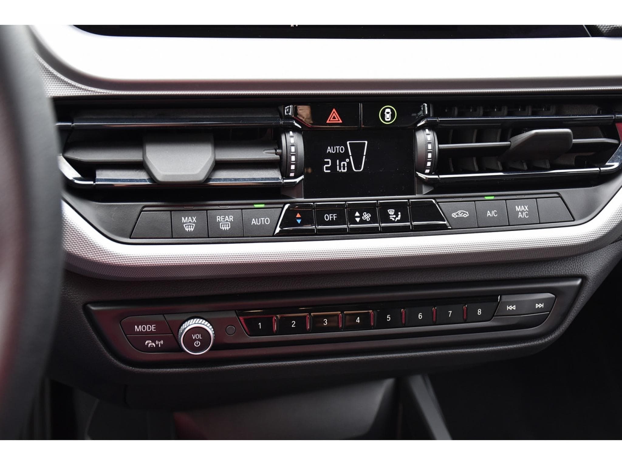 BMW 116 i CLIMA REGUL GPS PDC LED 1° MAIN (2022) - Photo 14