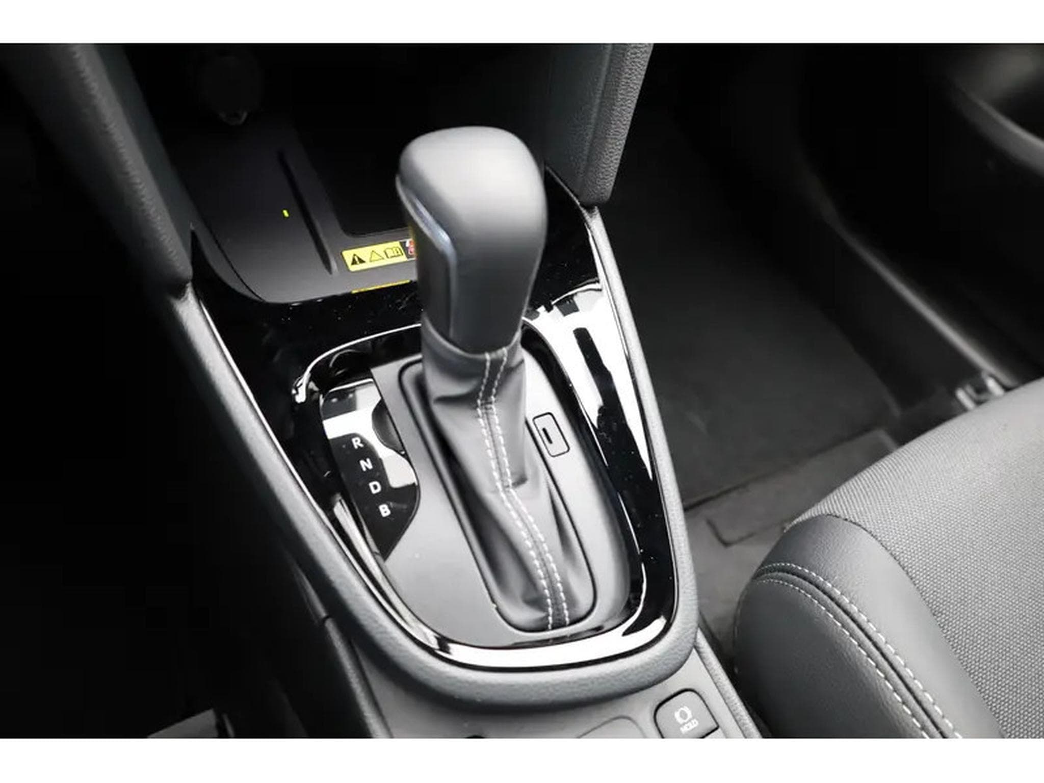 Toyota Yaris Cross 1.5 VVT-i  131  Hybride Style (2026) - Photo 25
