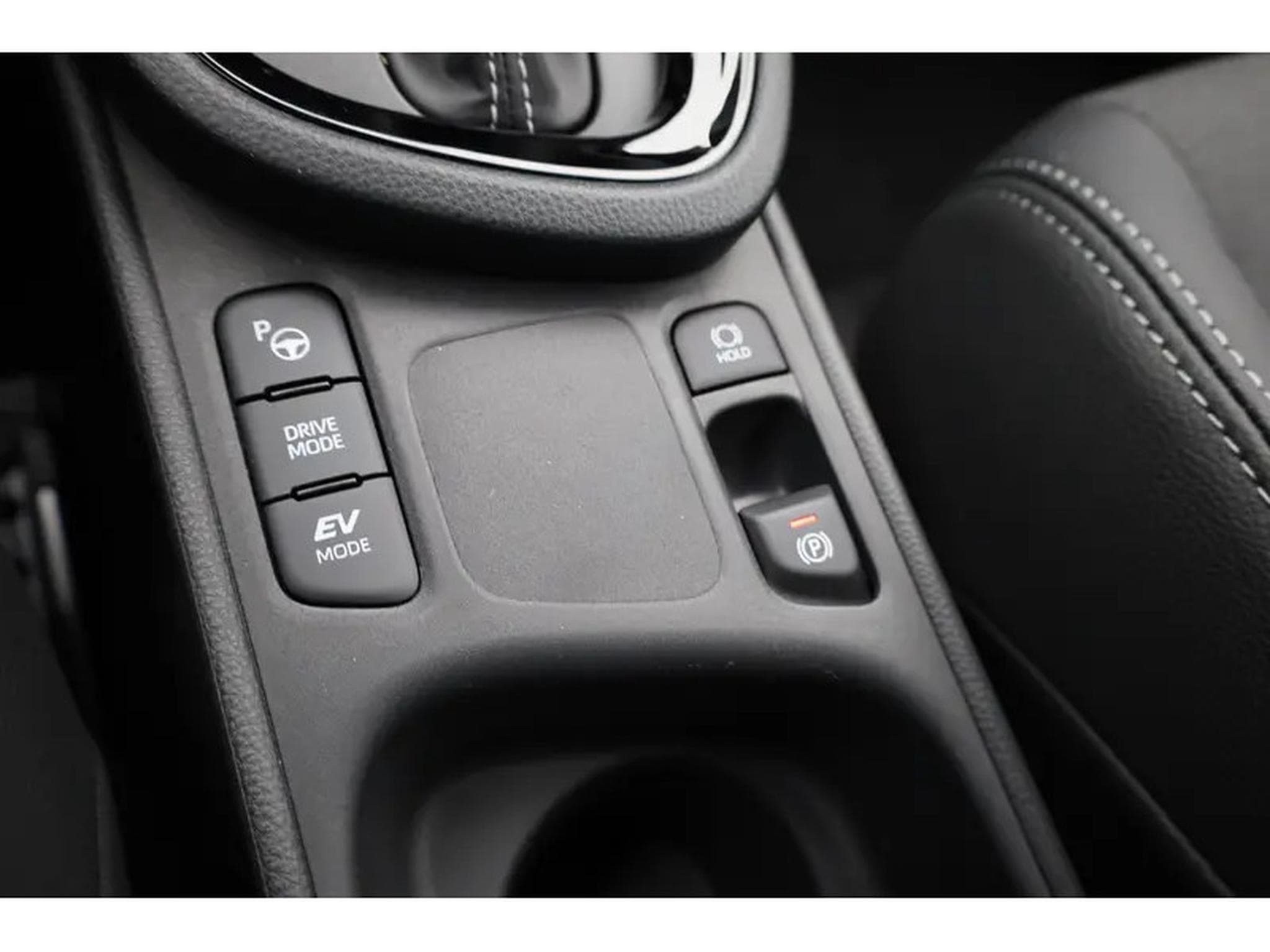Toyota Yaris Cross 1.5 VVT-i  131  Hybride Style (2026) - Photo 24
