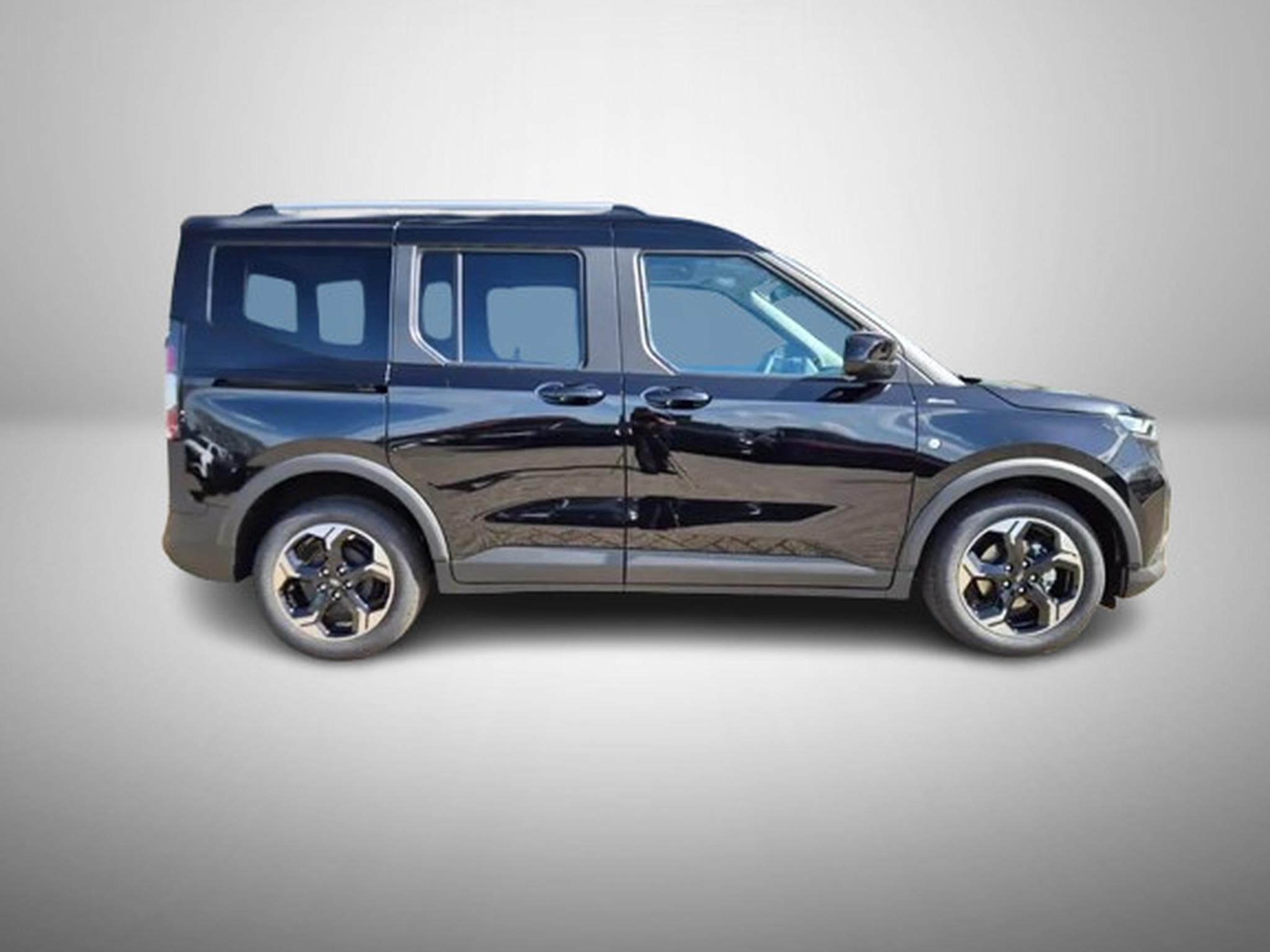 Ford Tourneo 1.0i Ecoboost 125 Active (2026) - Photo 4
