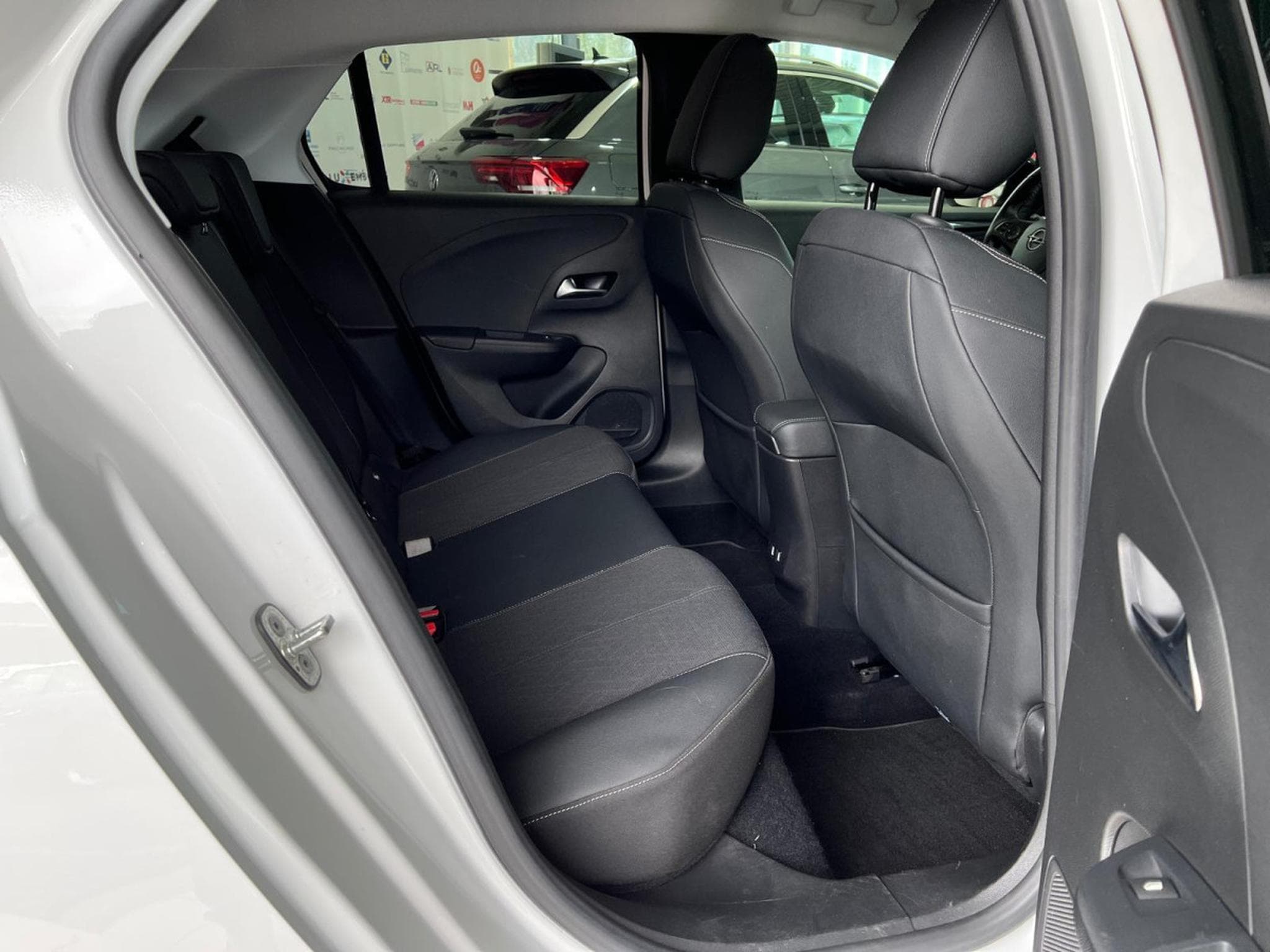 Opel Corsa 1.2 TURBO 130 GS LINE, B.AUTO, LED, VIRTUAL, KAMERA, CARPLAY (2020) - Foto 7