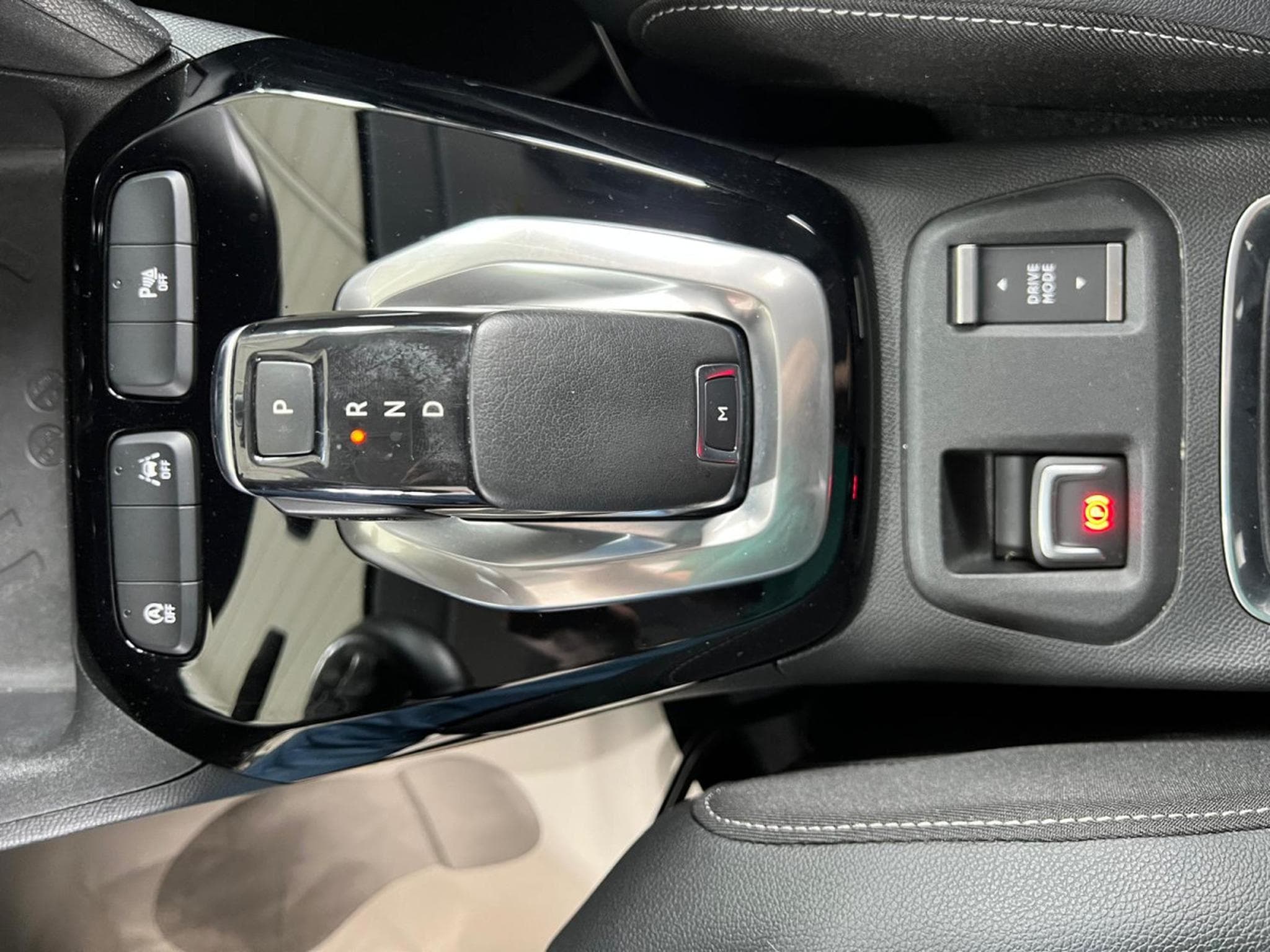 Opel Corsa 1.2 TURBO 130 GS LINE, B.AUTO, LED, VIRTUAL, KAMERA, CARPLAY (2020) - Foto 16