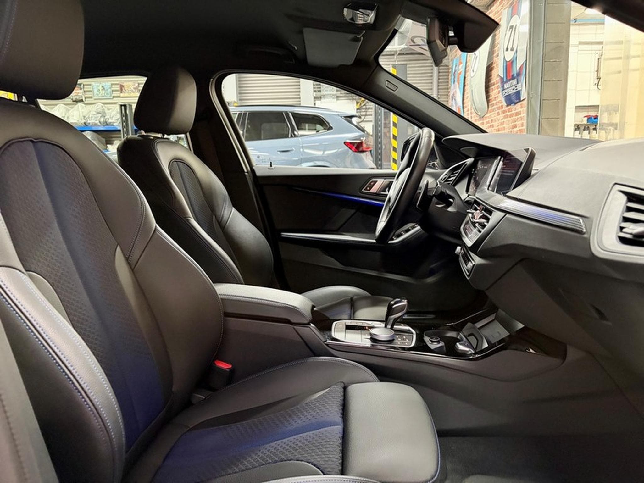 BMW M135 M135iA 2.0 306cv Auto xDrive M-Performance (2022) - Photo 8