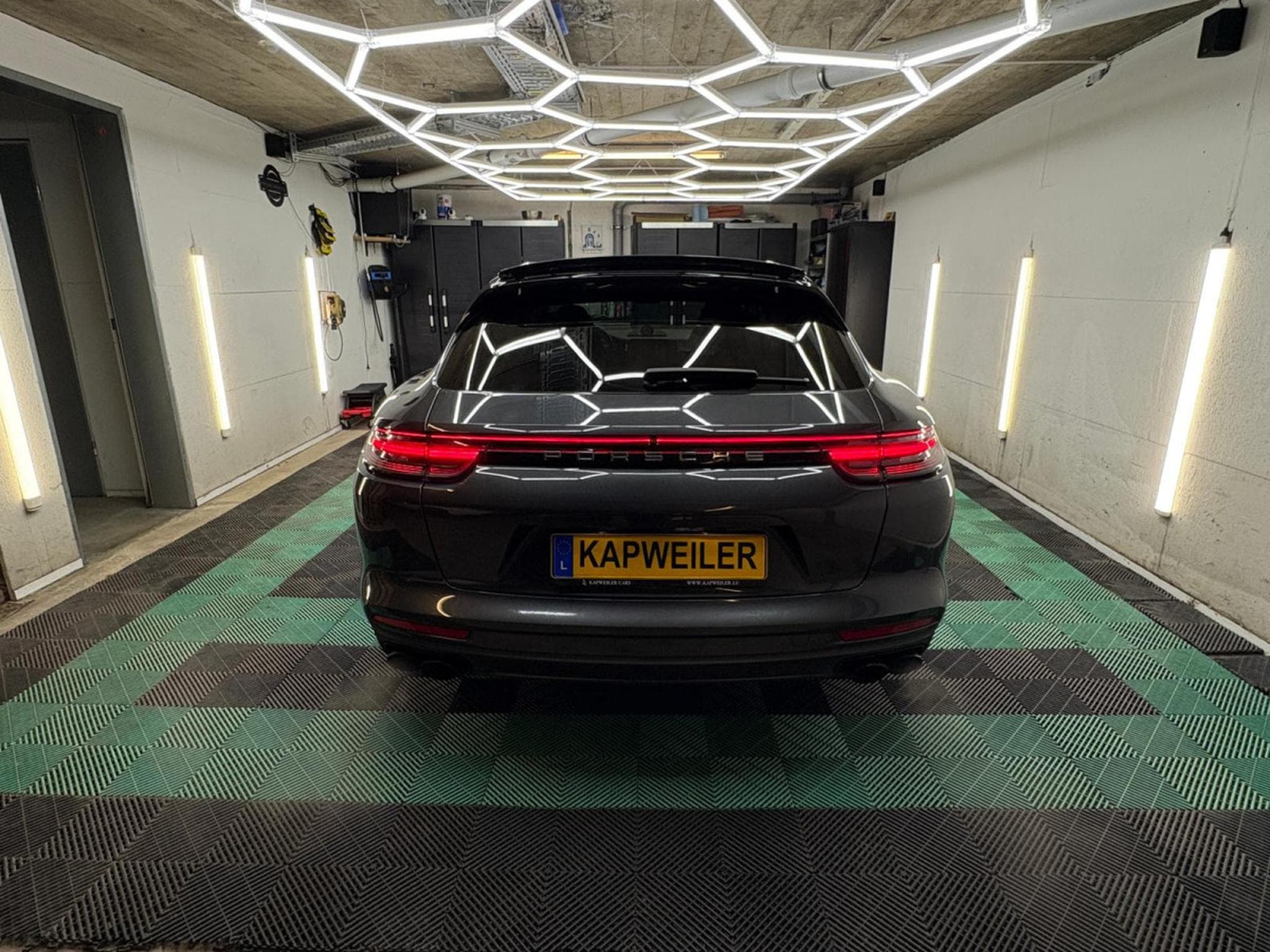 Porsche Panamera Panamera Sport Turismo 4 E-Hybrid, toutes options, New Servi (2018) - Foto 5