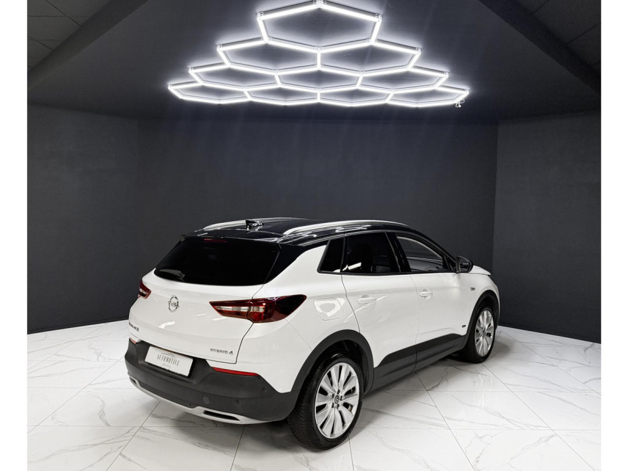 Opel Grandland Hybrid4 300 Ultimate - New service (2020) - Photo 5