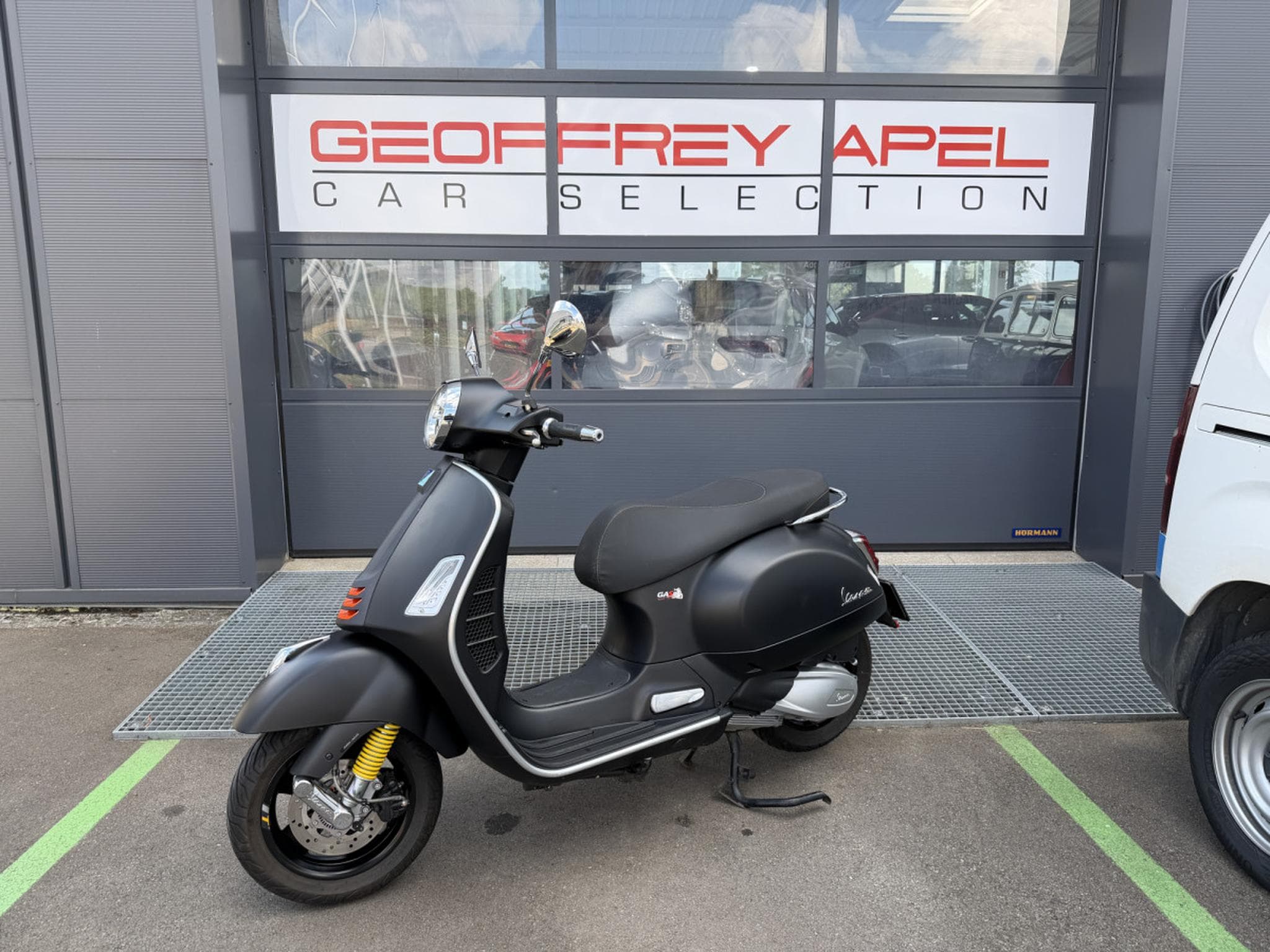 Vespa GTS SuperTech (2022) - Foto 1