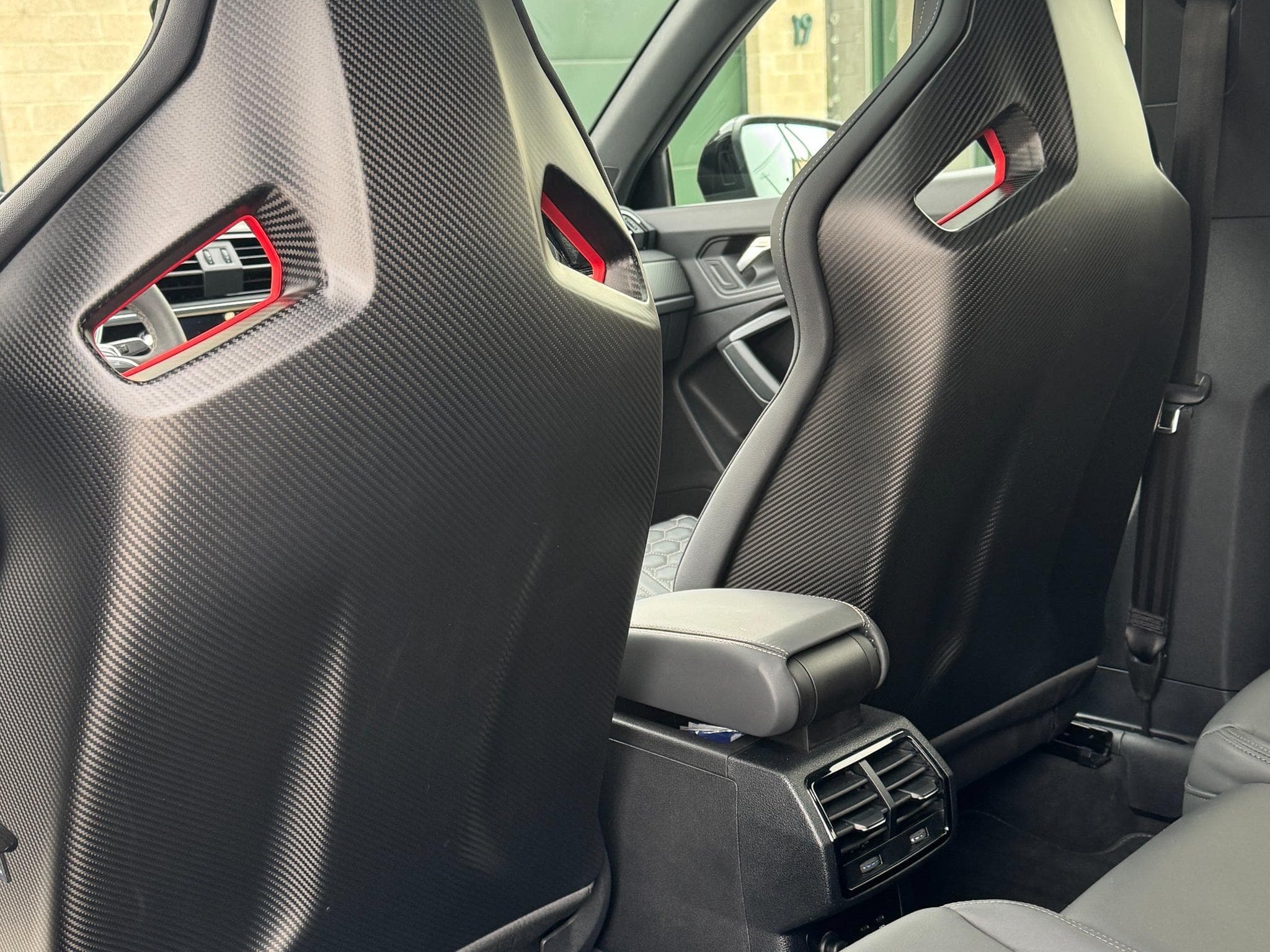 Audi RSQ3 "10 years edition" (2023) - Photo 13