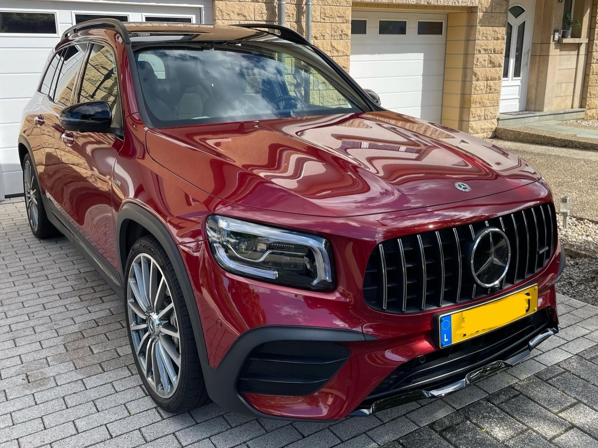 Mercedes GLB 35 AMG (2020) - Photo 1