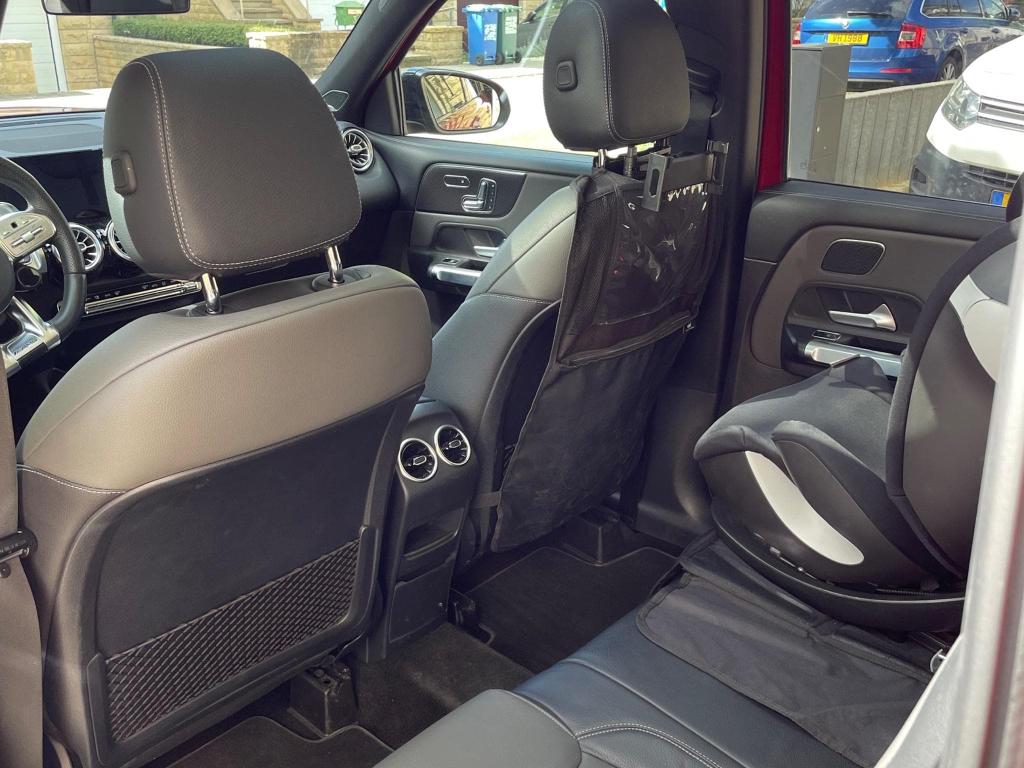 Mercedes GLB 35 AMG (2020) - Photo 6