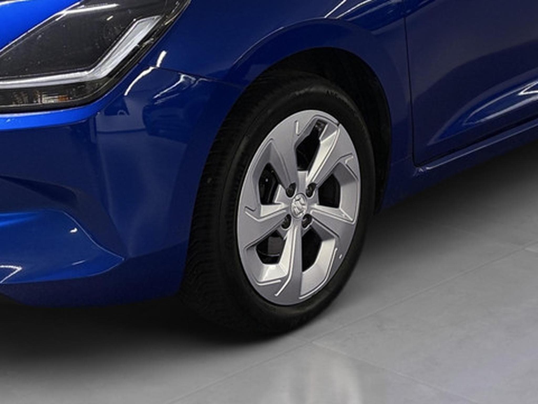 Suzuki Swift 1.2 Grand Luxe + (ISG) (2024) - Photo 19