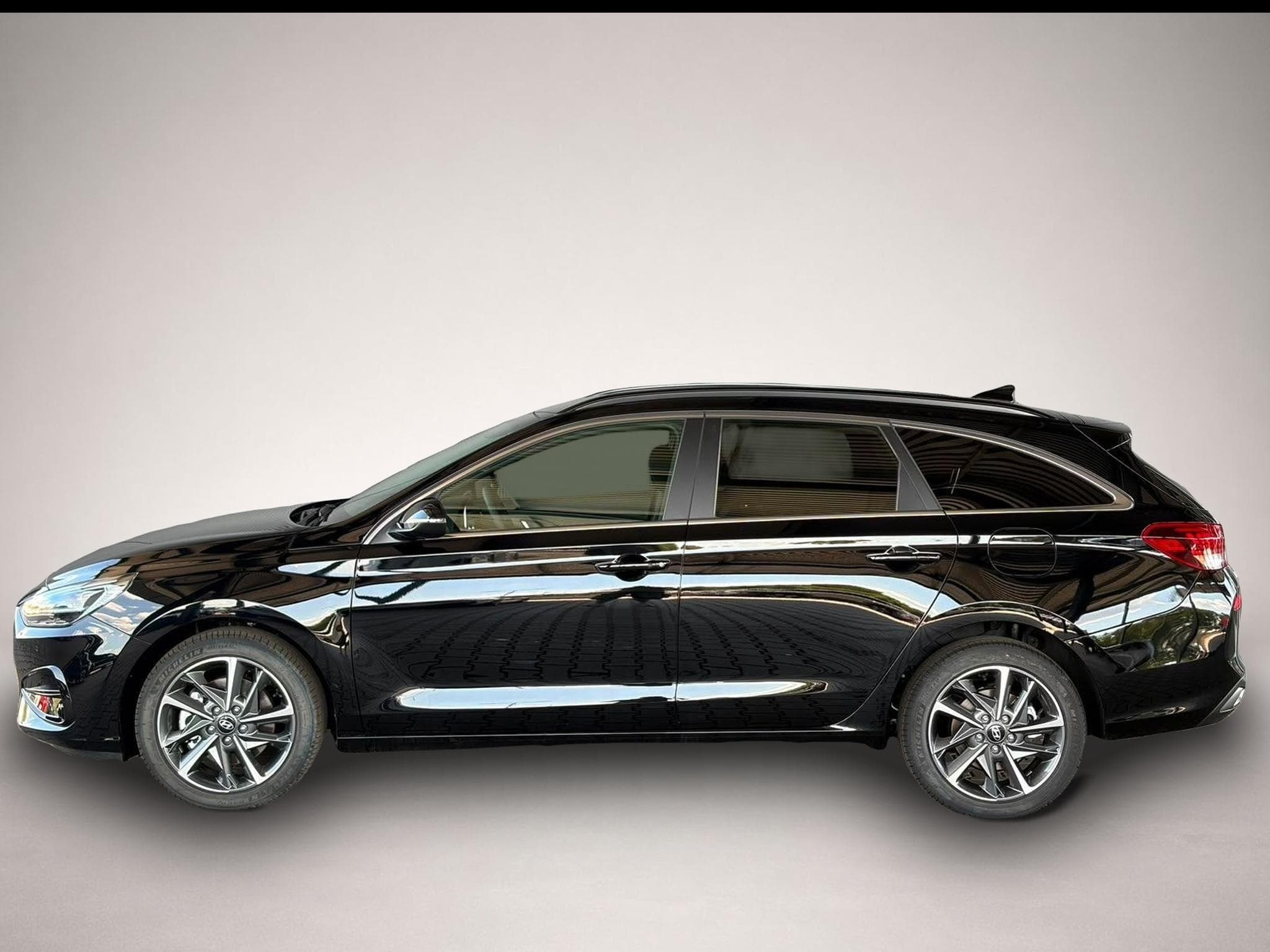 Hyundai i30 (2025) - Photo 2