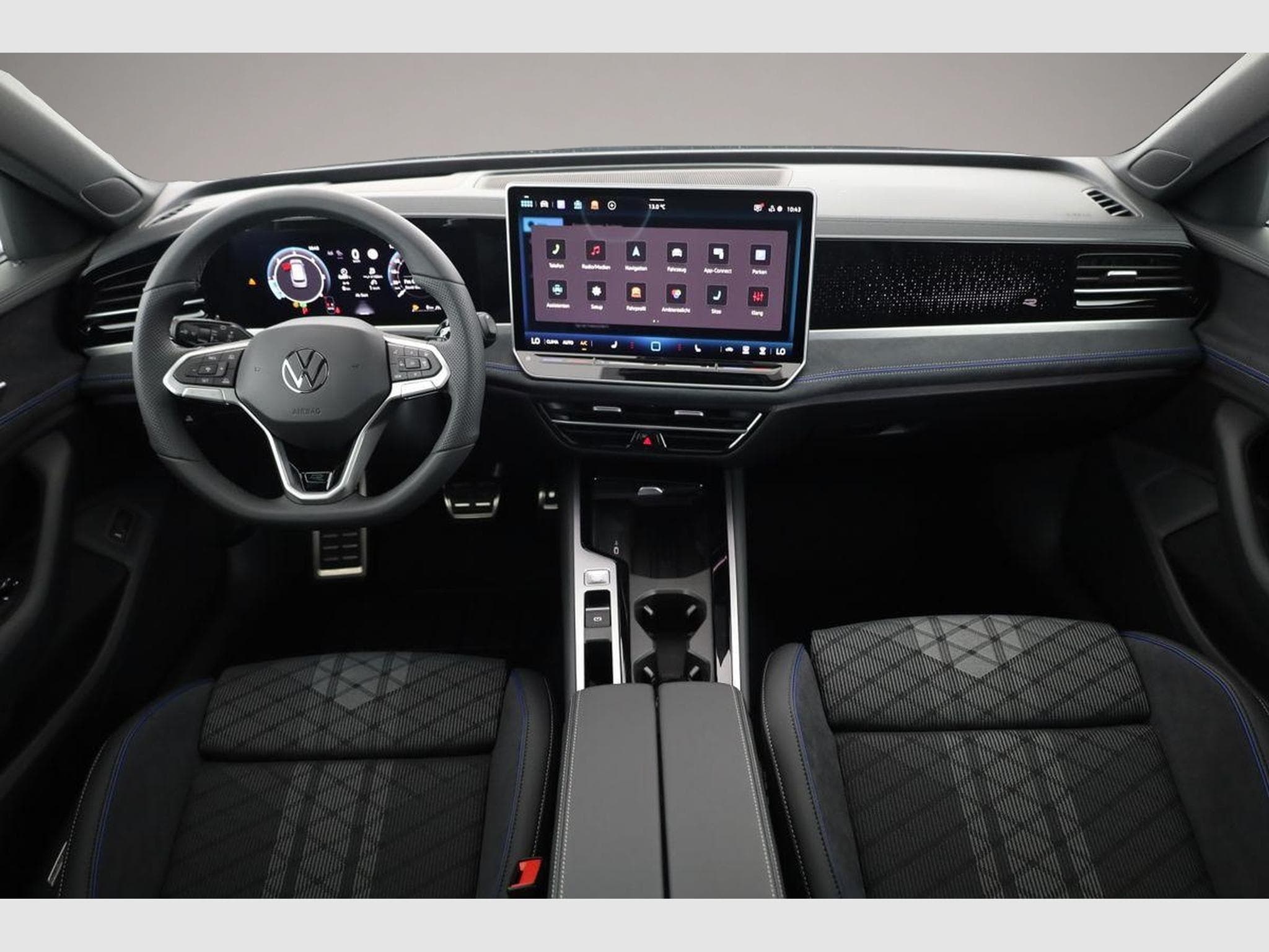 VW Passat (2026) - Photo 5