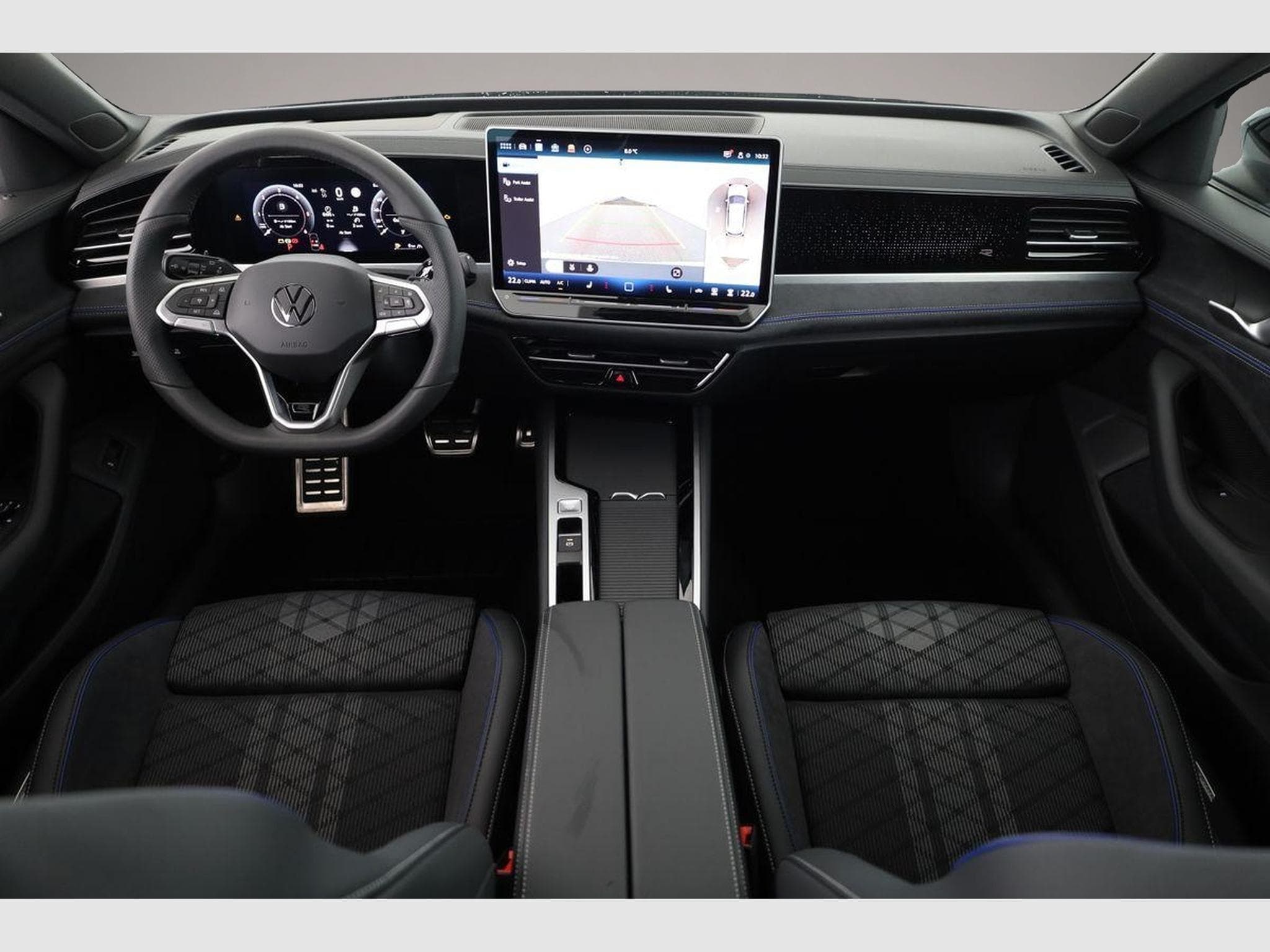 VW Passat (2026) - Photo 5