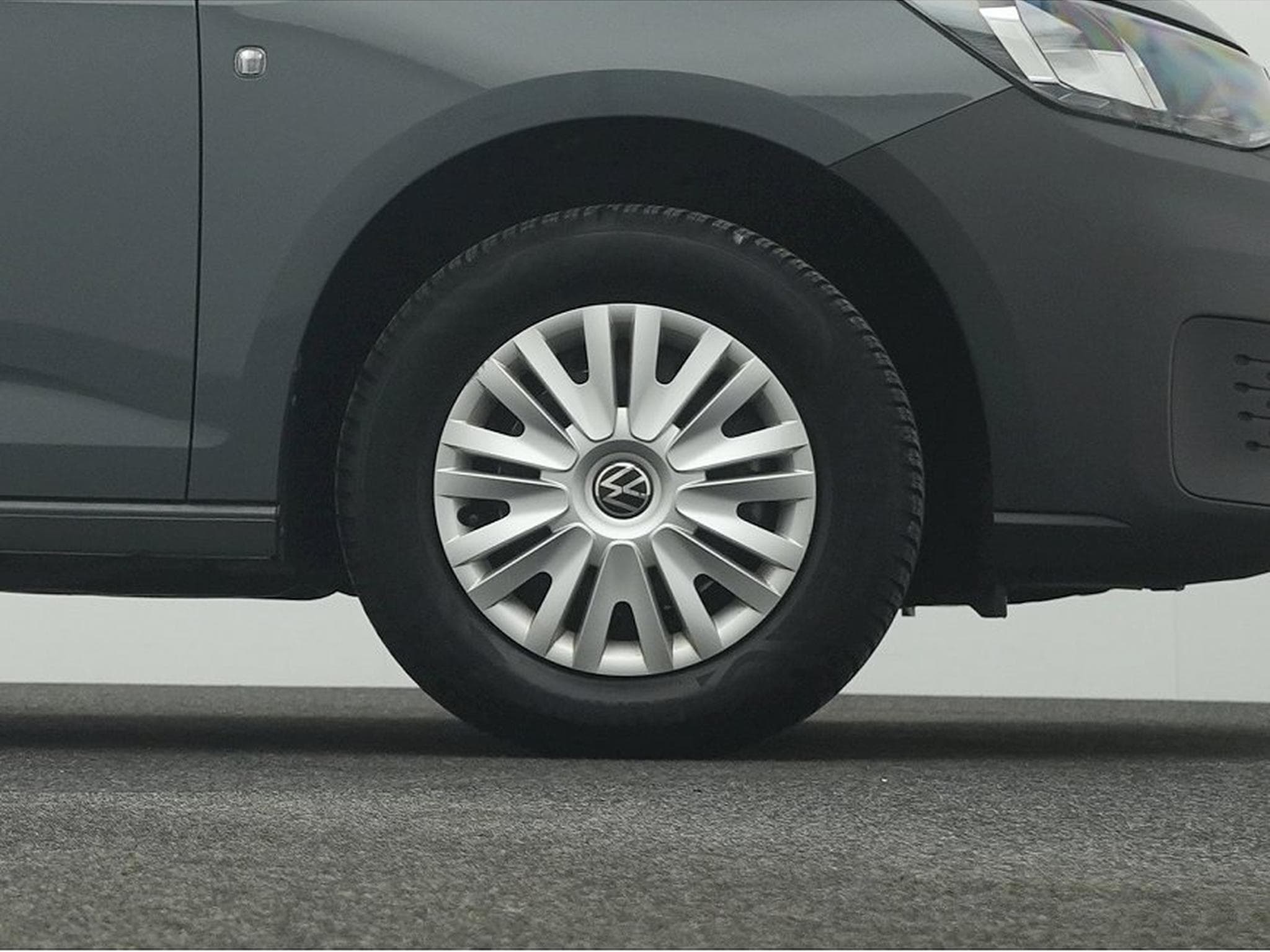 VW Caddy (2023) - Photo 23