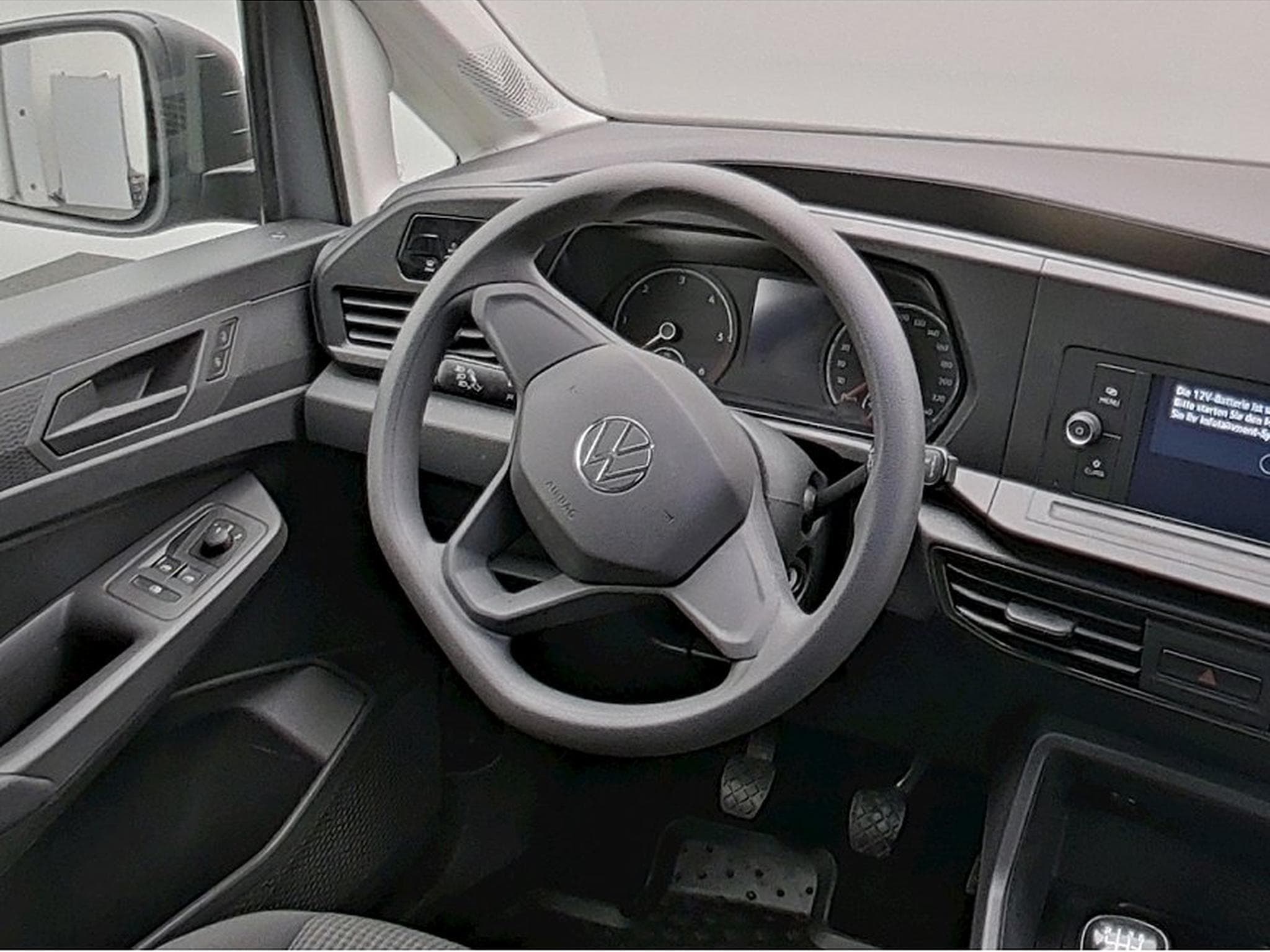 VW Caddy (2023) - Photo 9