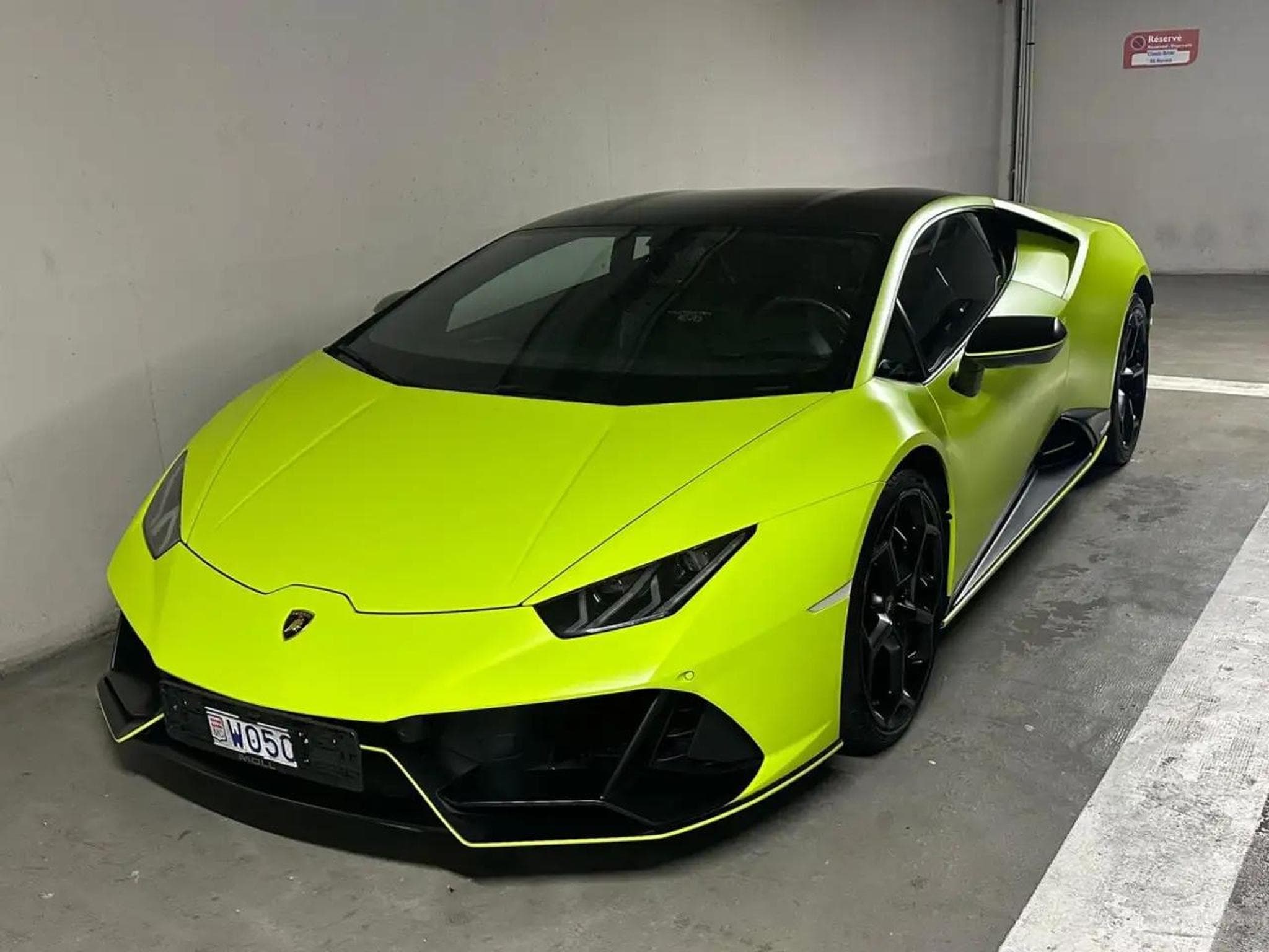 Lamborghini Huracán (2021) - Photo 1