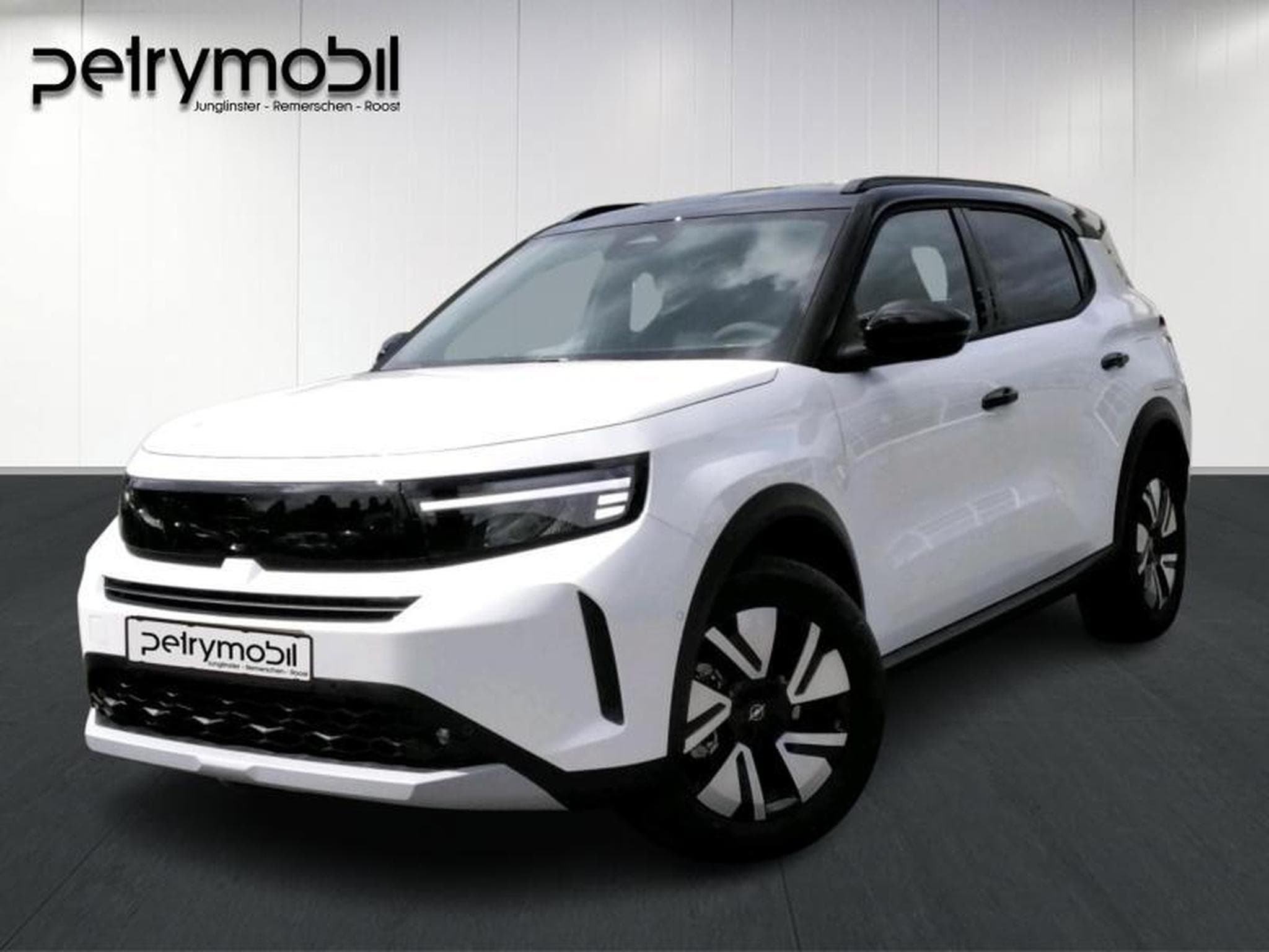 Opel Frontera & -e (2026) - Photo 1