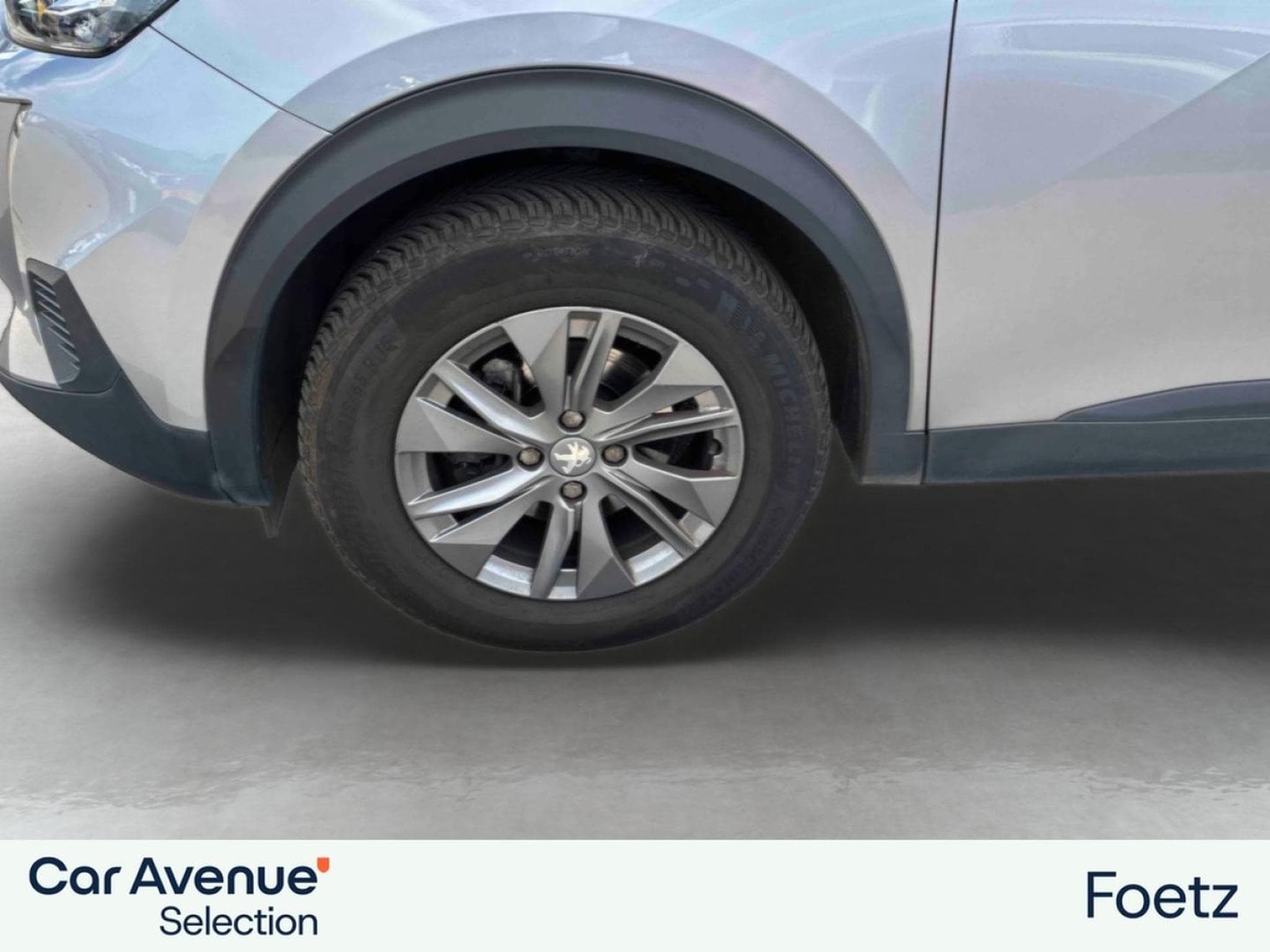 PEUGEOT 2008 1.2 PureTech 100ch S&S Active Pack (2021) - Photo 11