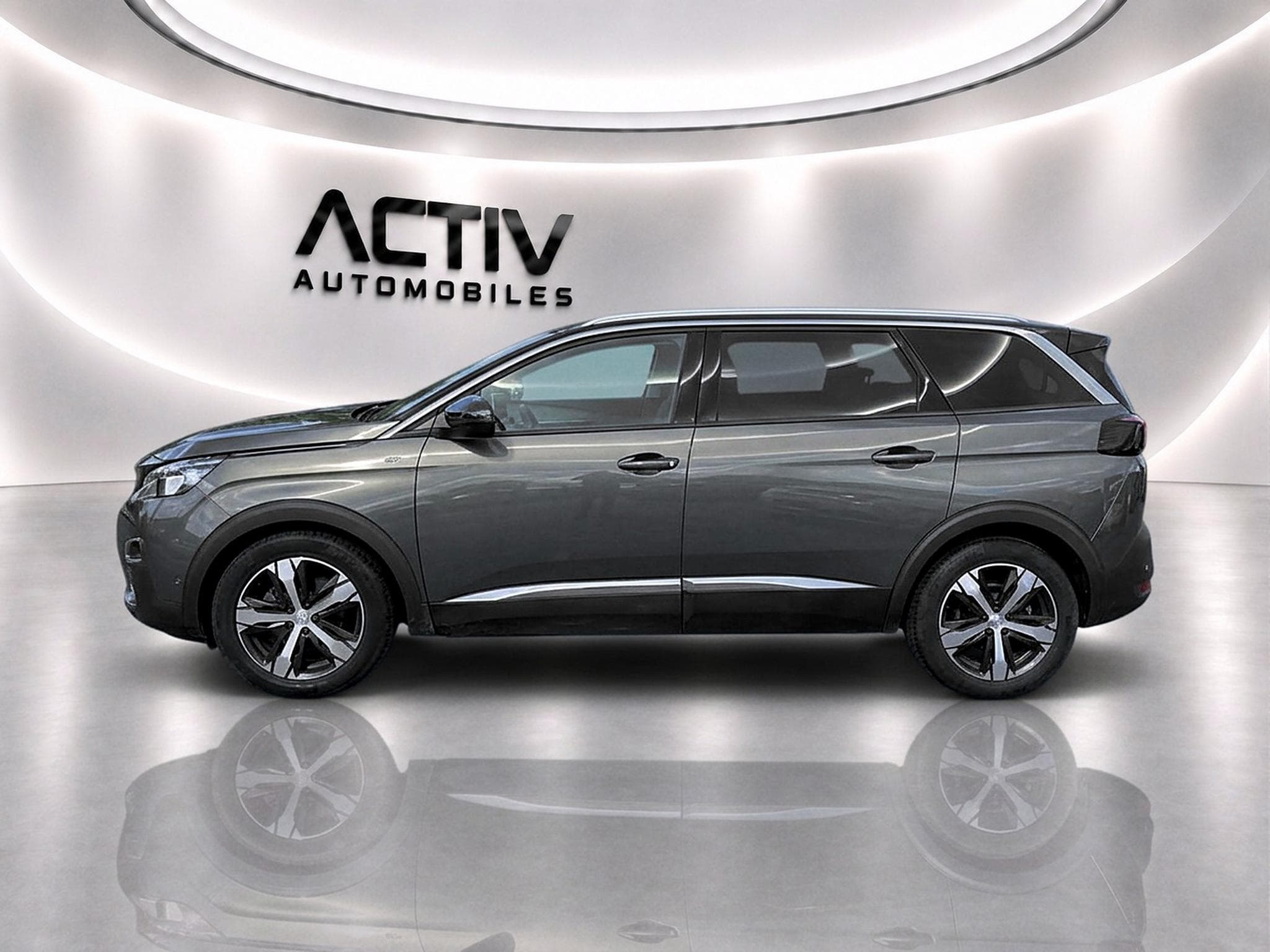 Peugeot 5008 2.0 BLUEHDI 180 GT EAT6 (2017) - Photo 4
