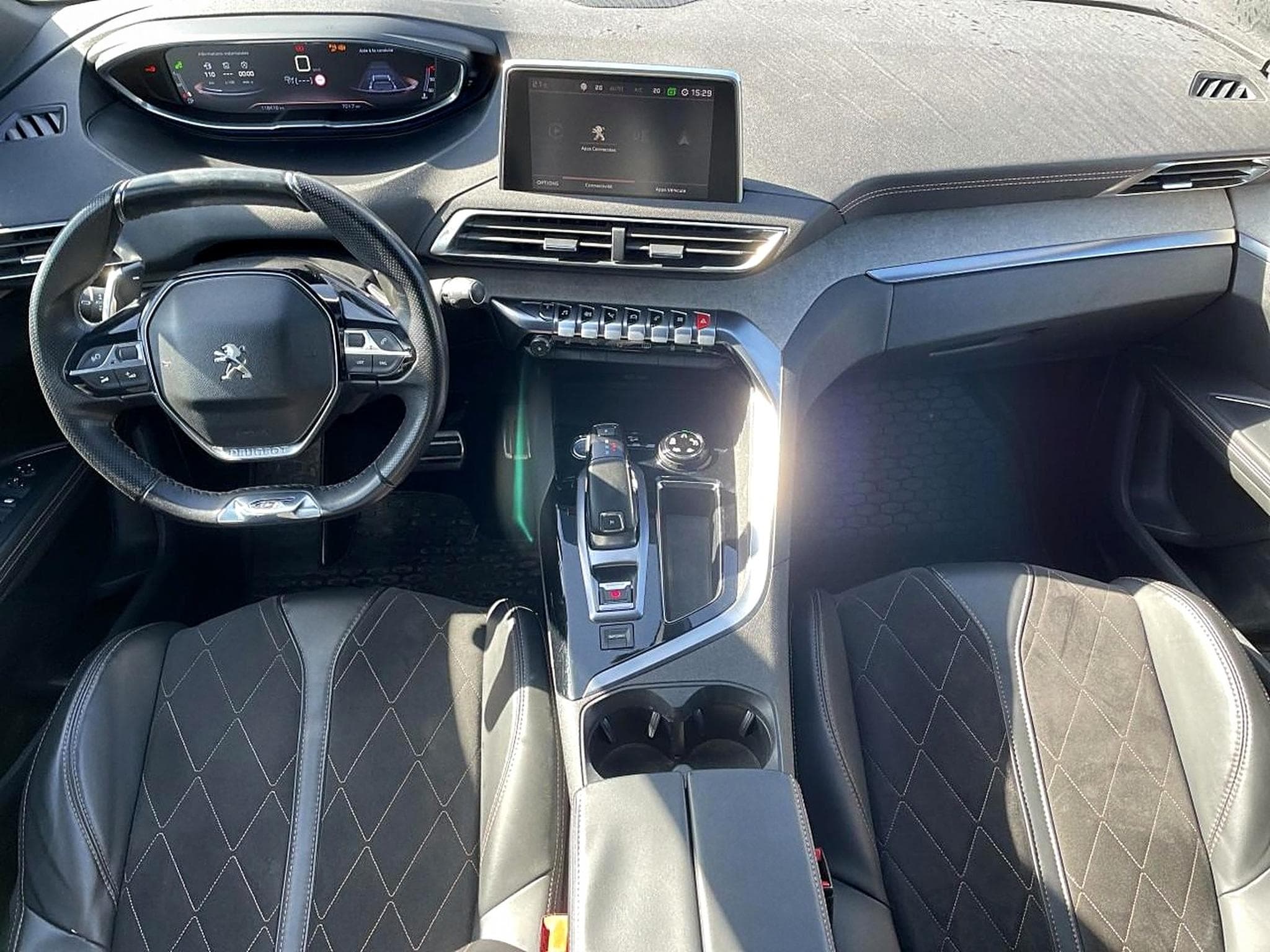 Peugeot 5008 2.0 BLUEHDI 180 GT EAT6 (2017) - Photo 10