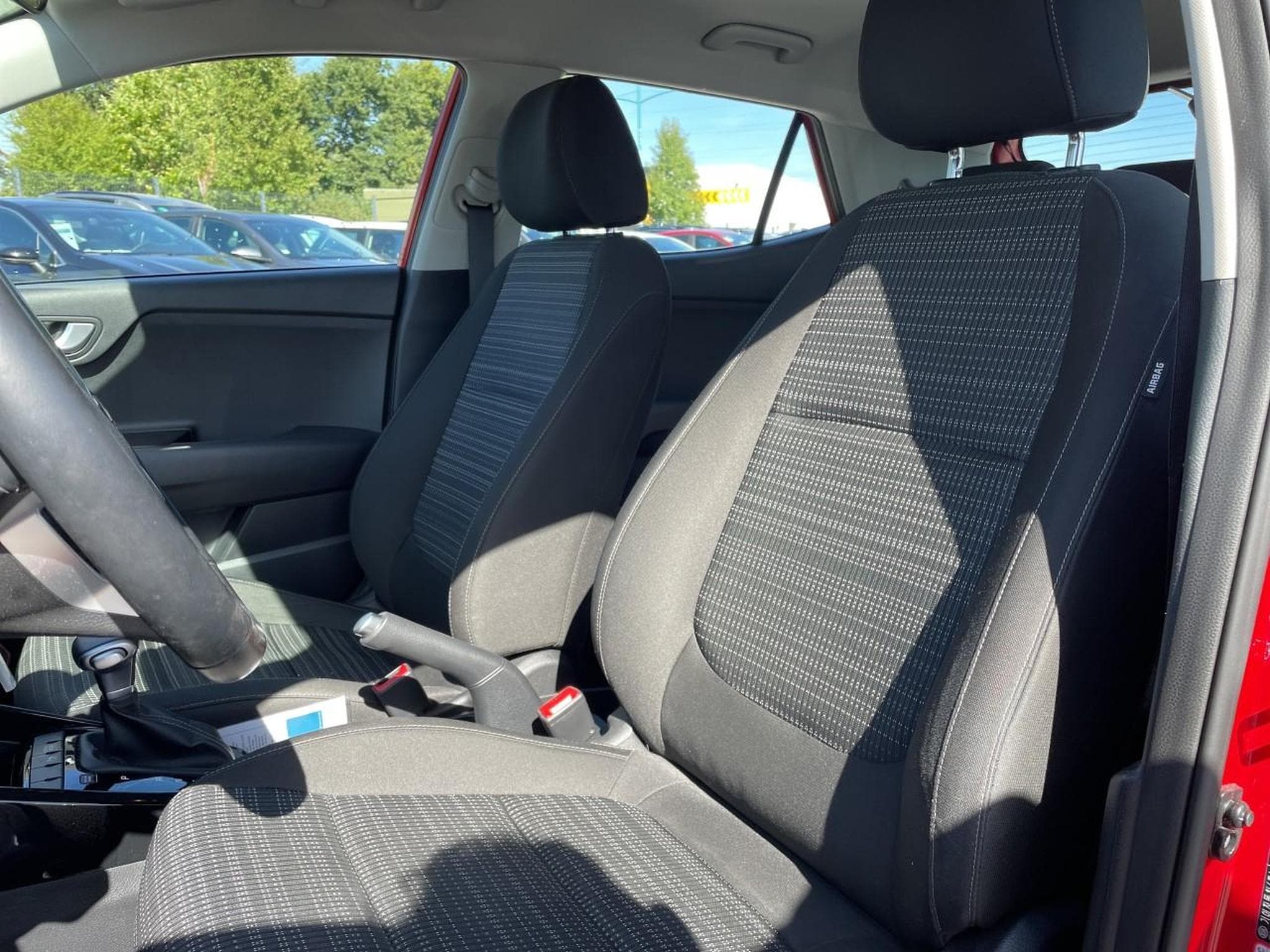 Kia STONIC 1.0 T-GDI 100 ACTIVE DCT7 (2021) - Photo 15