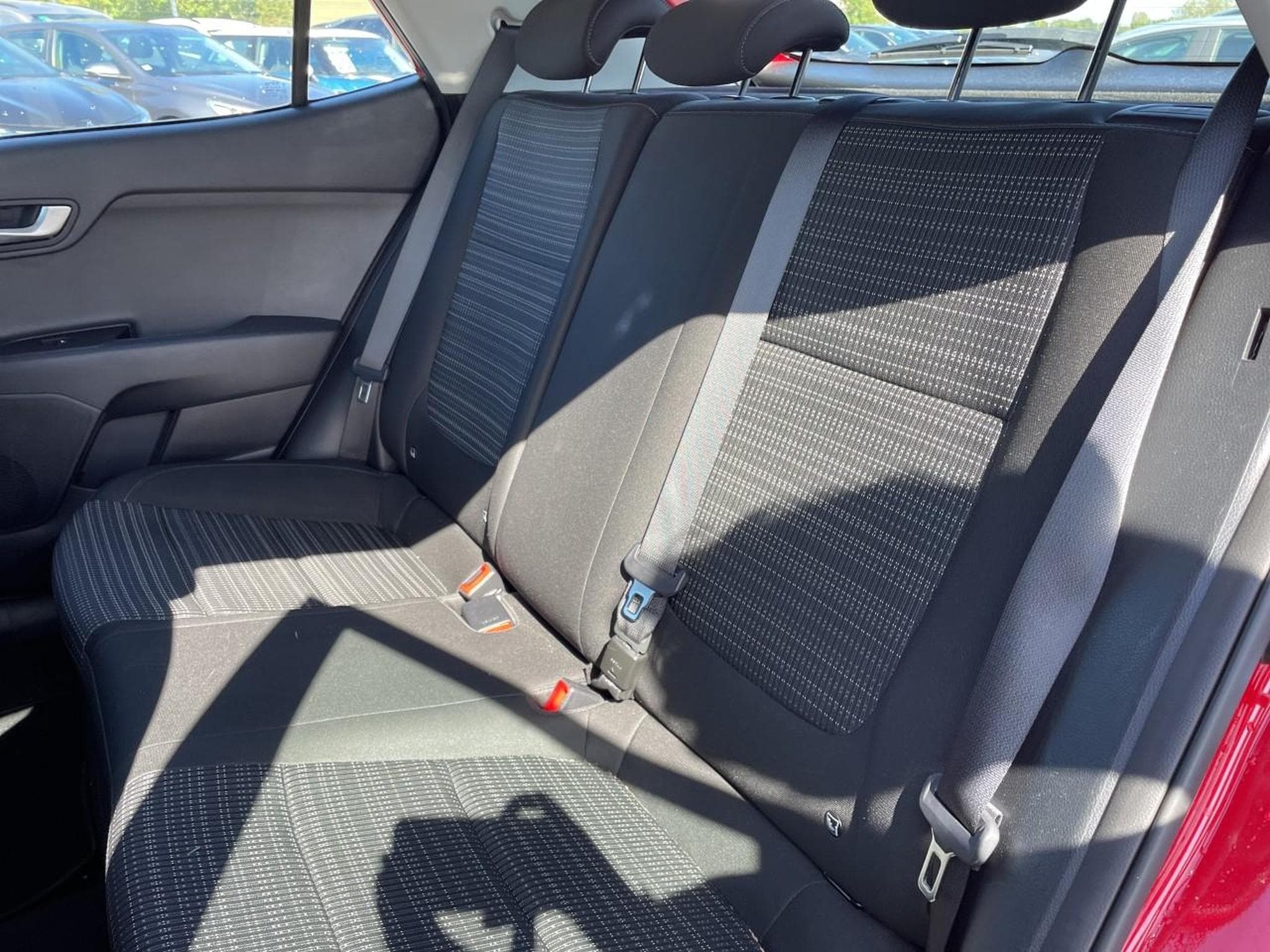 Kia STONIC 1.0 T-GDI 100 ACTIVE DCT7 (2021) - Photo 16