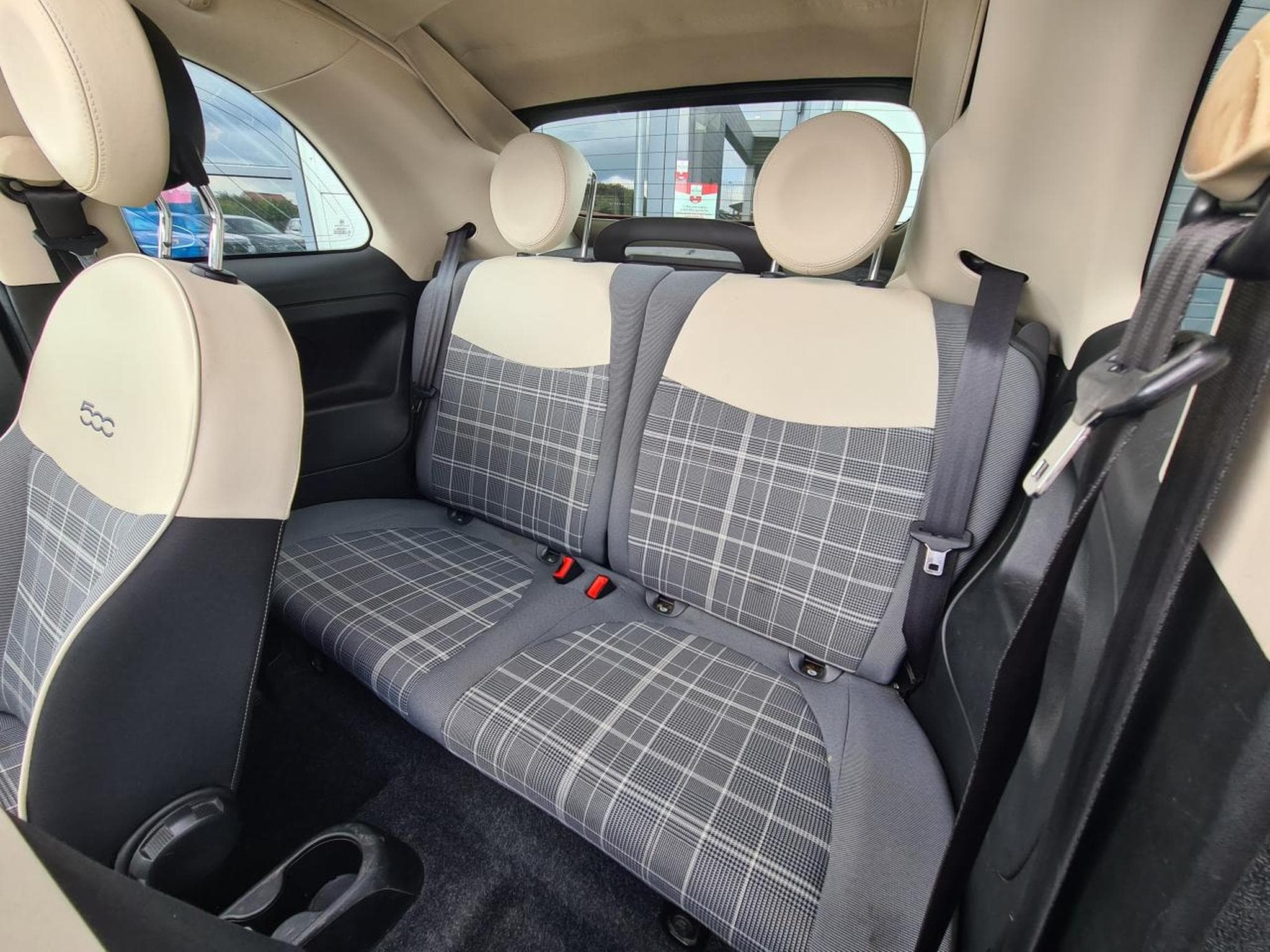Fiat 500 1.2 8V 69 ECO PACK LOUNGE (2019) - Photo 13