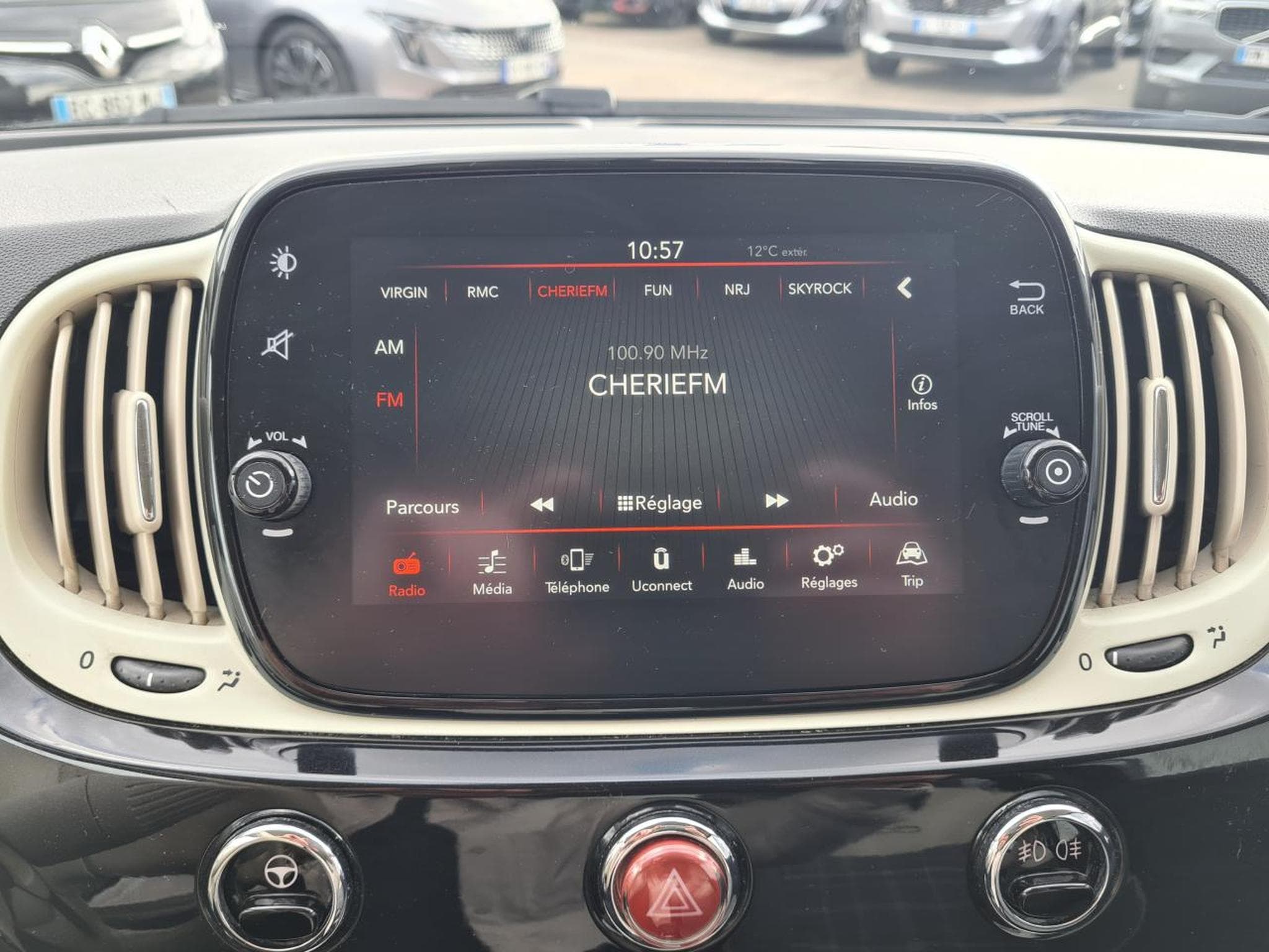 Fiat 500 1.2 8V 69 ECO PACK LOUNGE (2019) - Photo 16