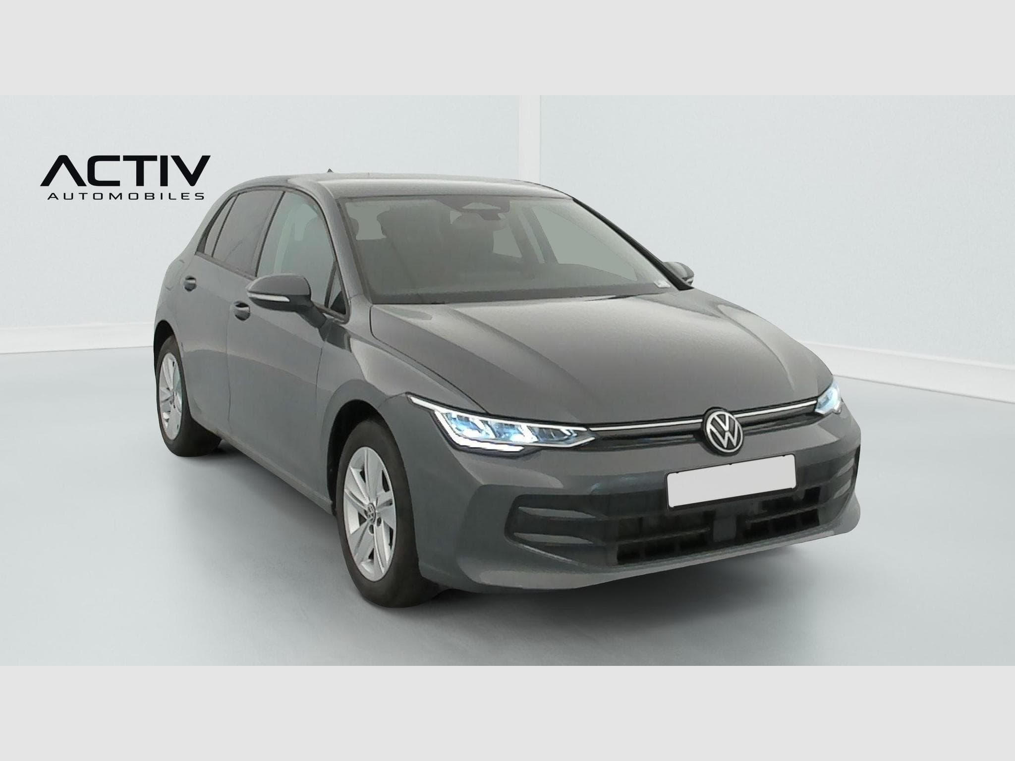 VW Golf VIII 2.0 TDI SCR 115 BVM6 LIFE (2025) - Photo 1
