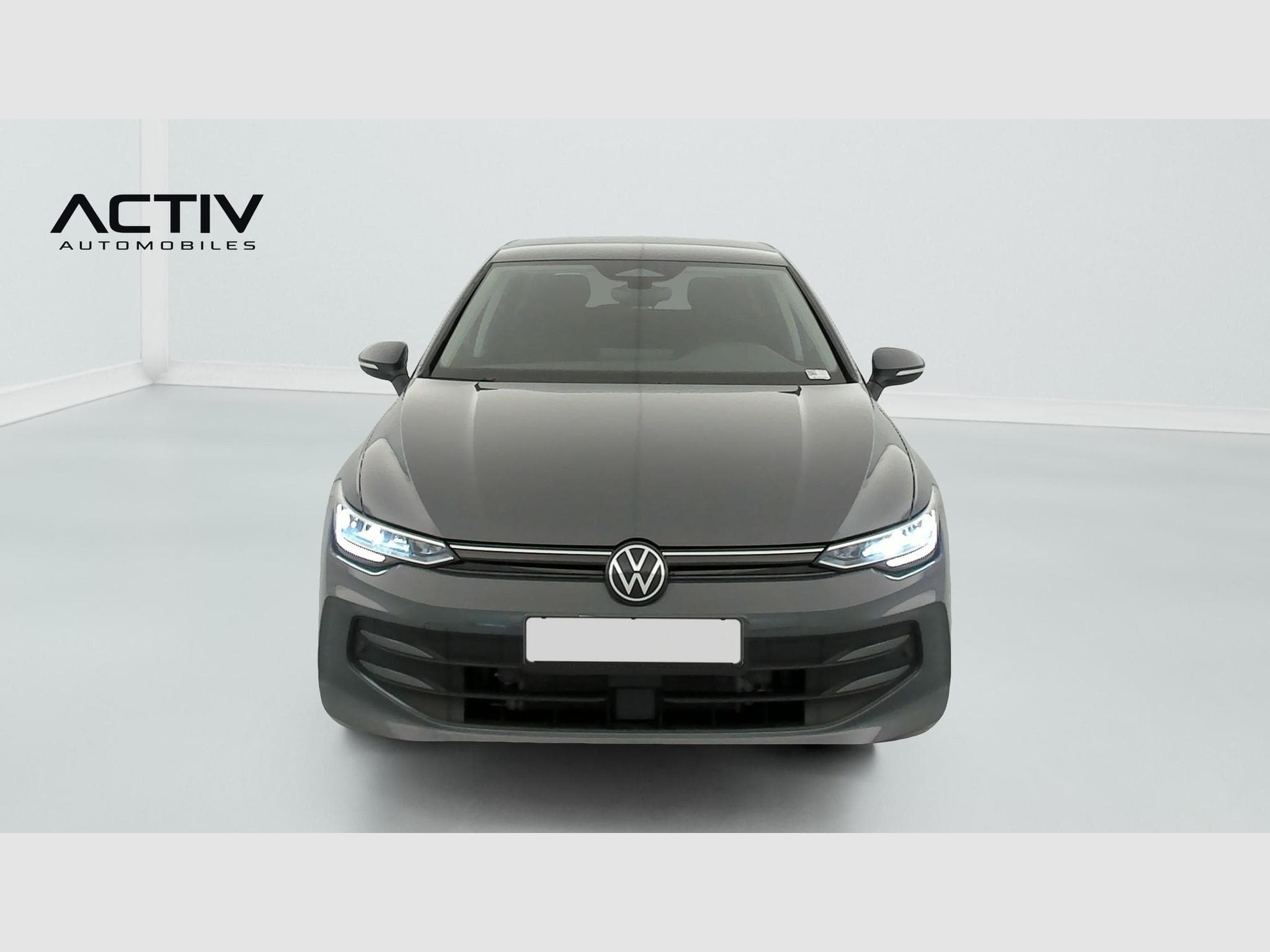 VW Golf VIII 2.0 TDI SCR 115 BVM6 LIFE (2025) - Photo 2