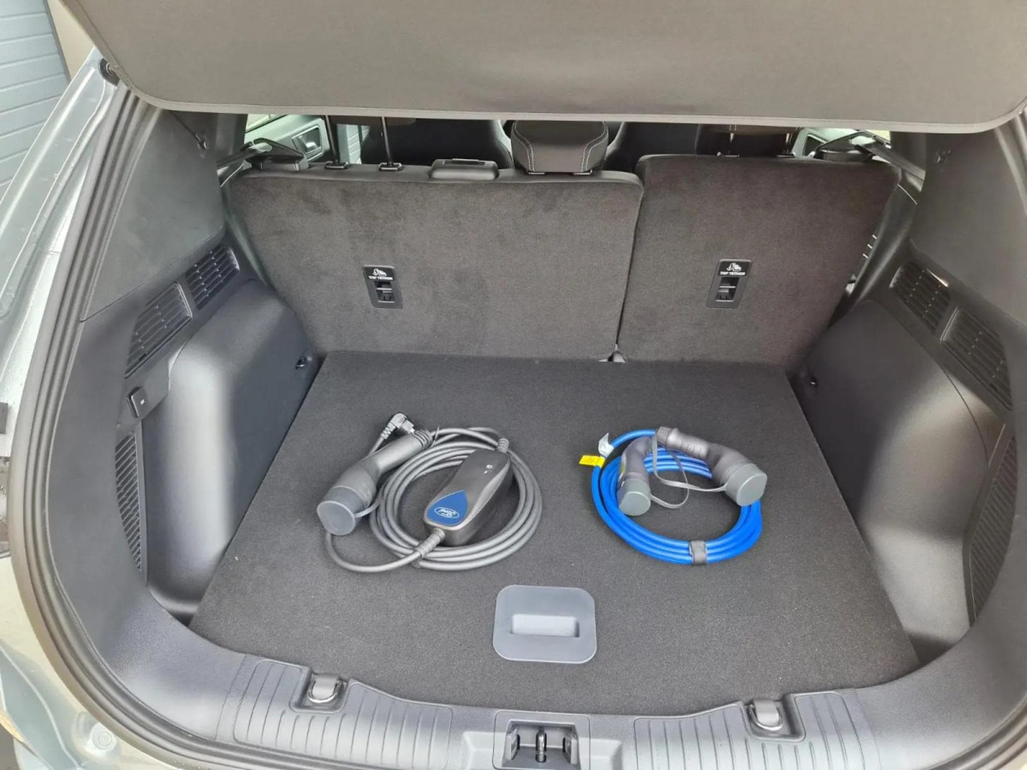 Ford Kuga 2.5 PHEV 243 Auto Titanium (2026) - Photo 12