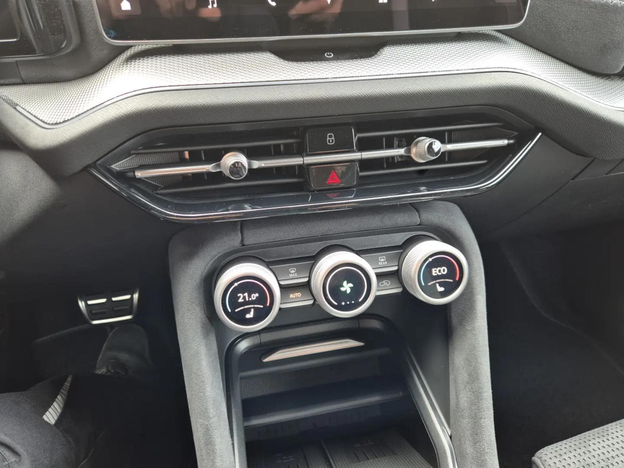 Skoda Kodiaq 1.5 TSi PHEV  DSG 204 Sportline (2026) - Photo 14