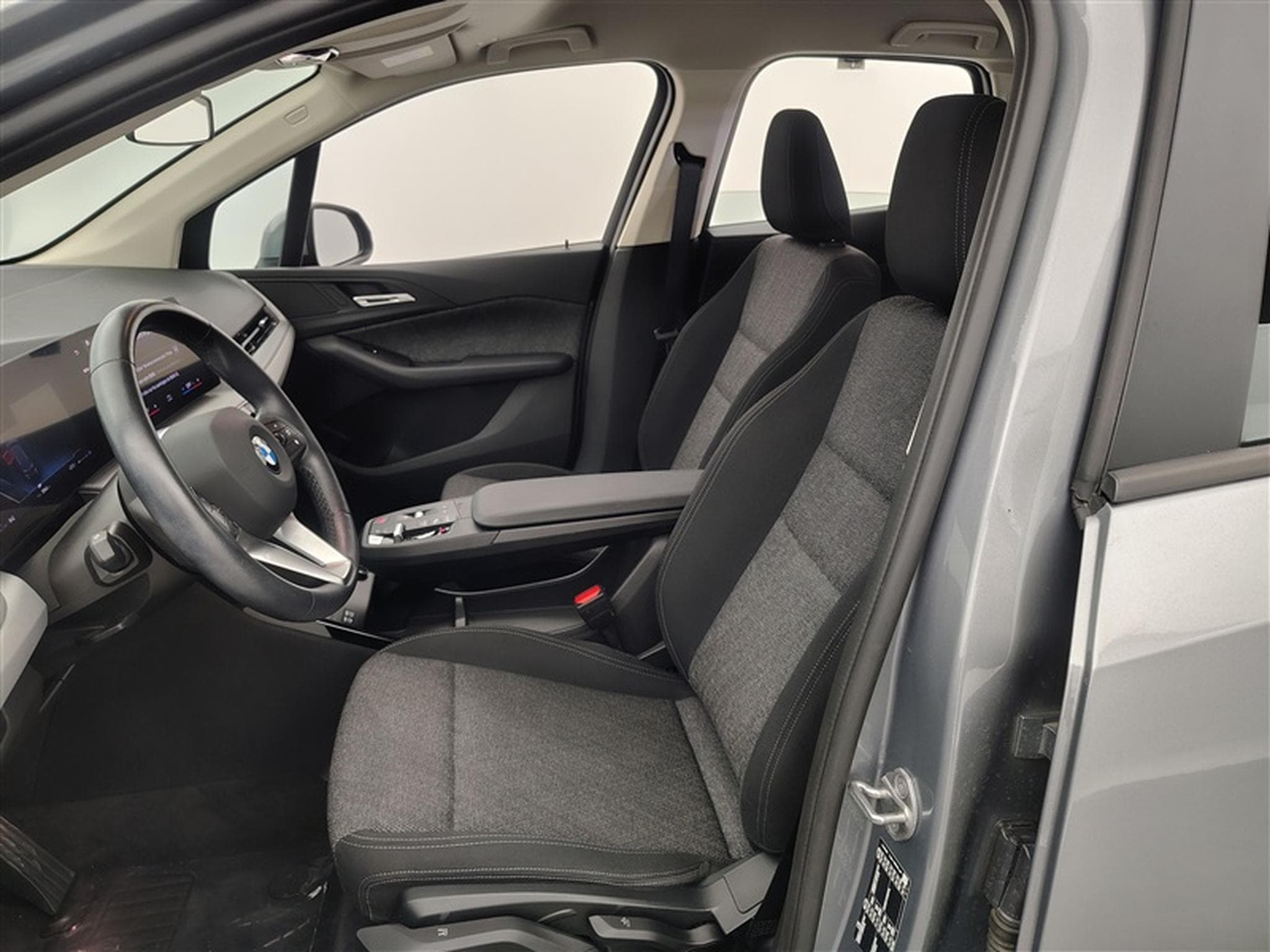 BMW 218 Active Tourer 218 dA Business NAVI/FULL LED/JA/PDC AV AR (2023) - Foto 7