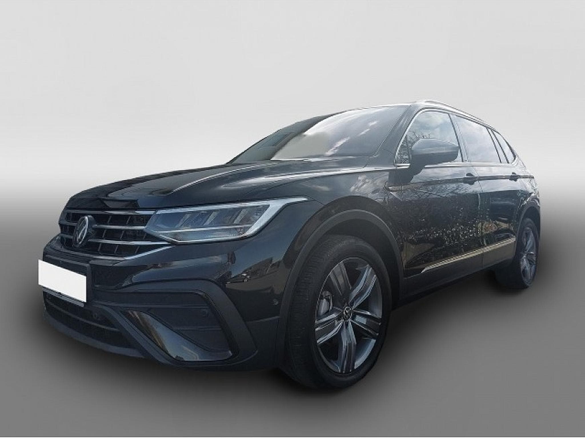 VW Tiguan (2024) - Photo 1