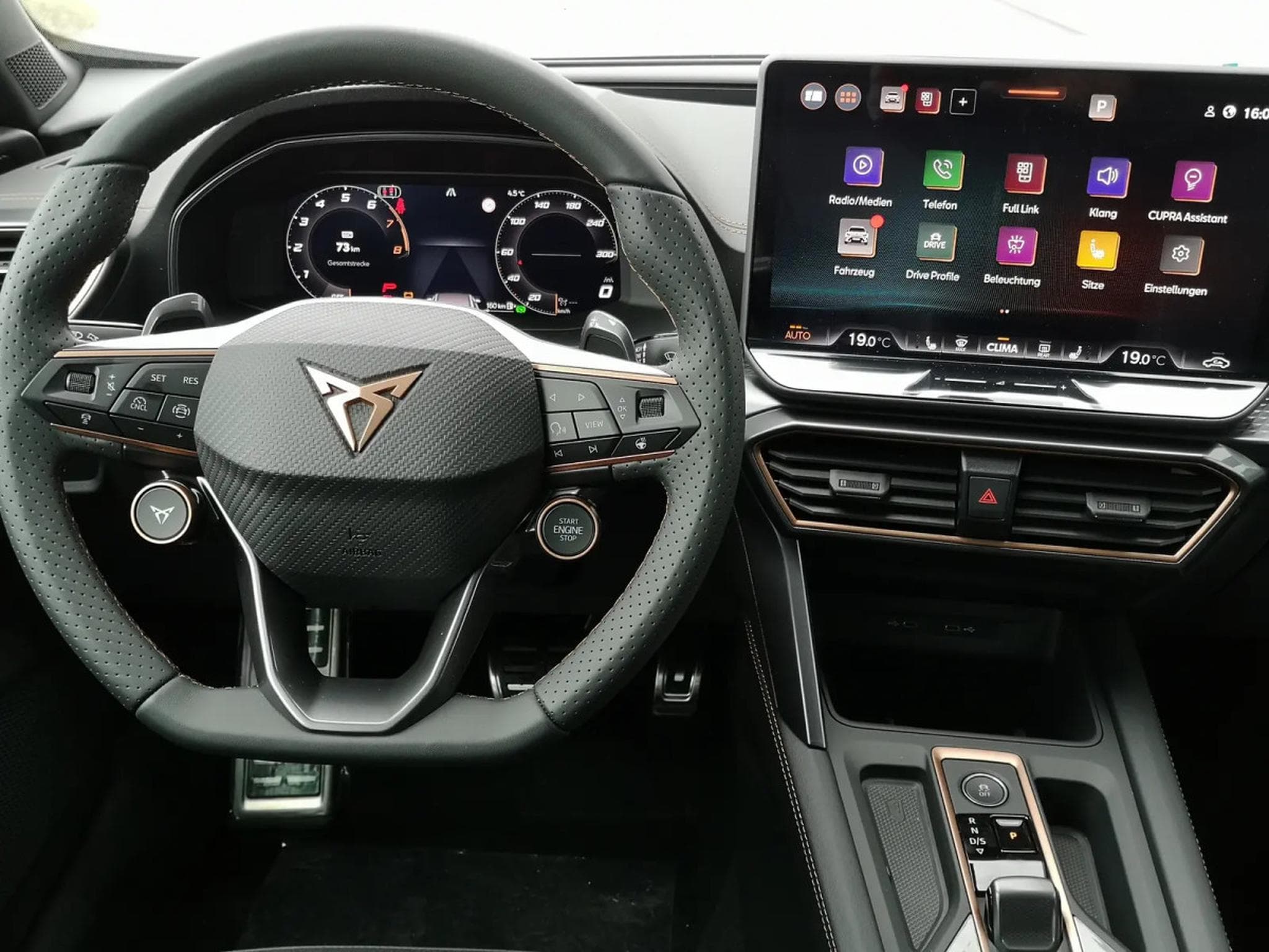 Cupra Formentor 2.0 TSi DSG 204  4x4 (2025) - Photo 4