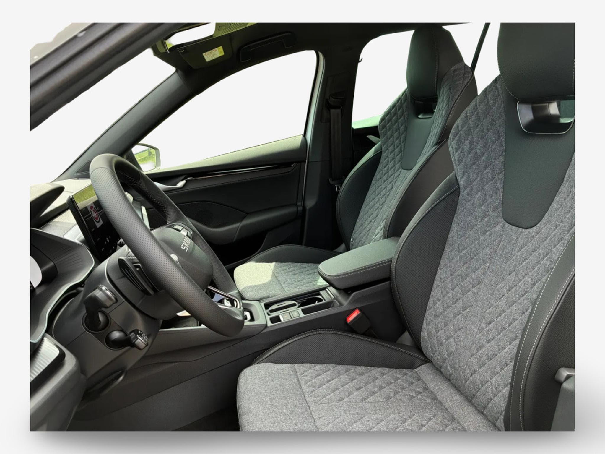 Skoda Octavia 1.5 TSi DSG 150 Sportline (2026) - Photo 5