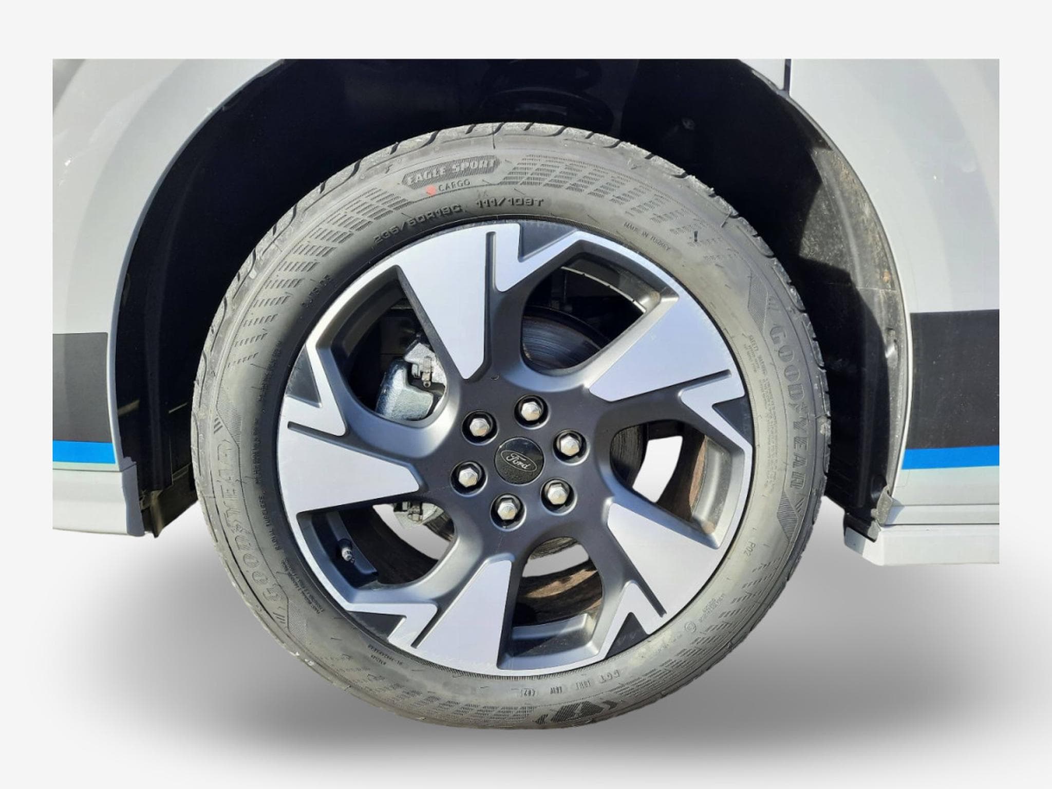 Ford Transit 2.5 Duratec PHEV 232 BVA L1H1 Double Cabine Sport (2026) - Photo 9