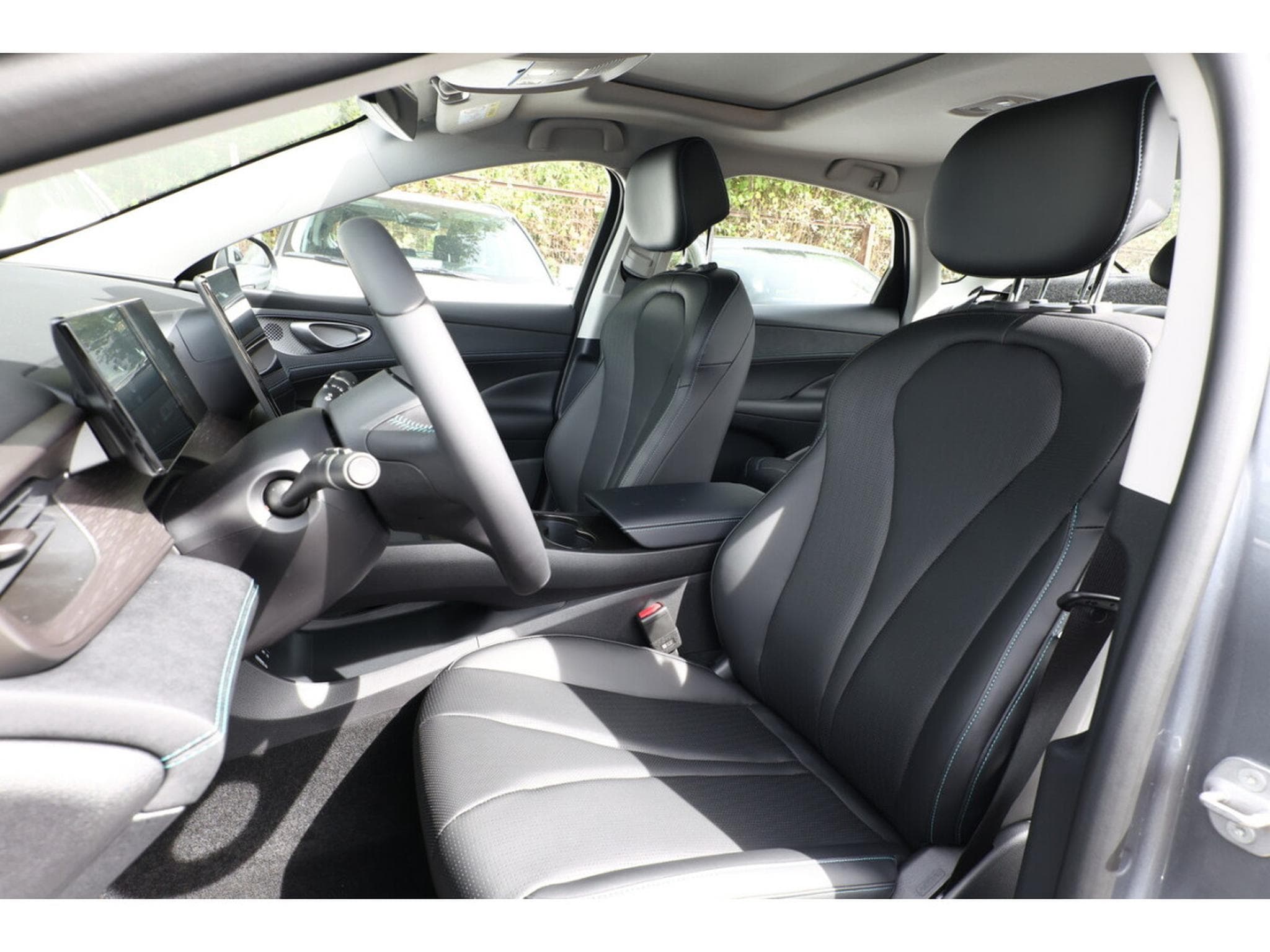 BYD Seal 5 1.5 PHEV 212 Automatique Design (2026) - Foto 6