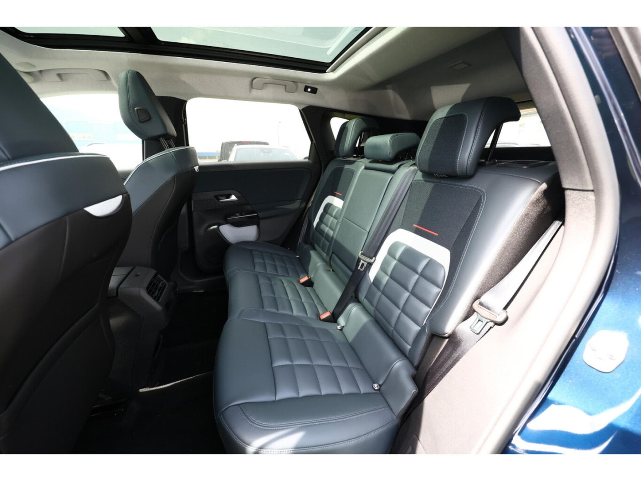 Citroën C5 Aircross 1.2 145 Hybrid Auto Max (2026) - Foto 10